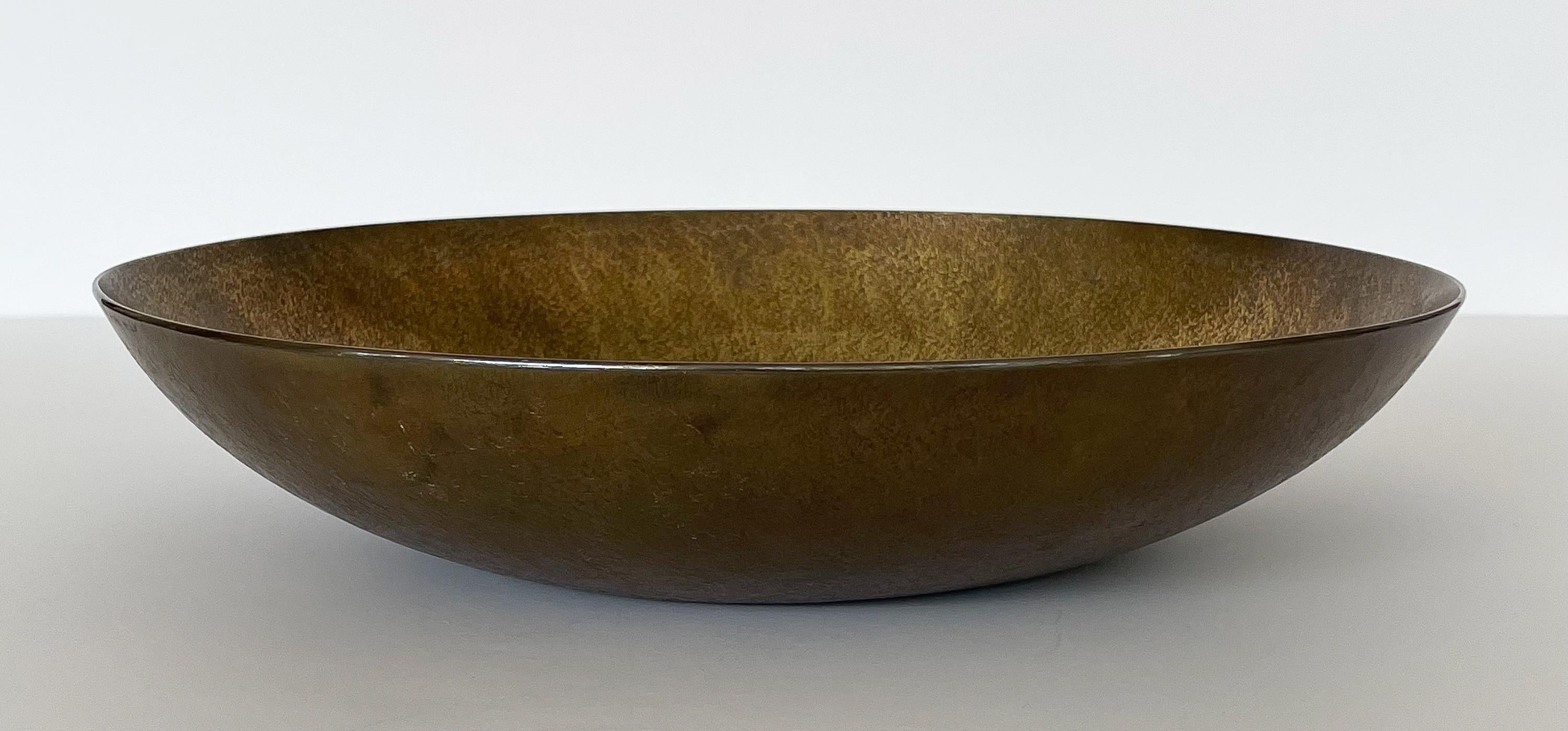 Benno Meyer Bauhaus Large Hammered Bronze Bowl In Good Condition In Chicago, IL