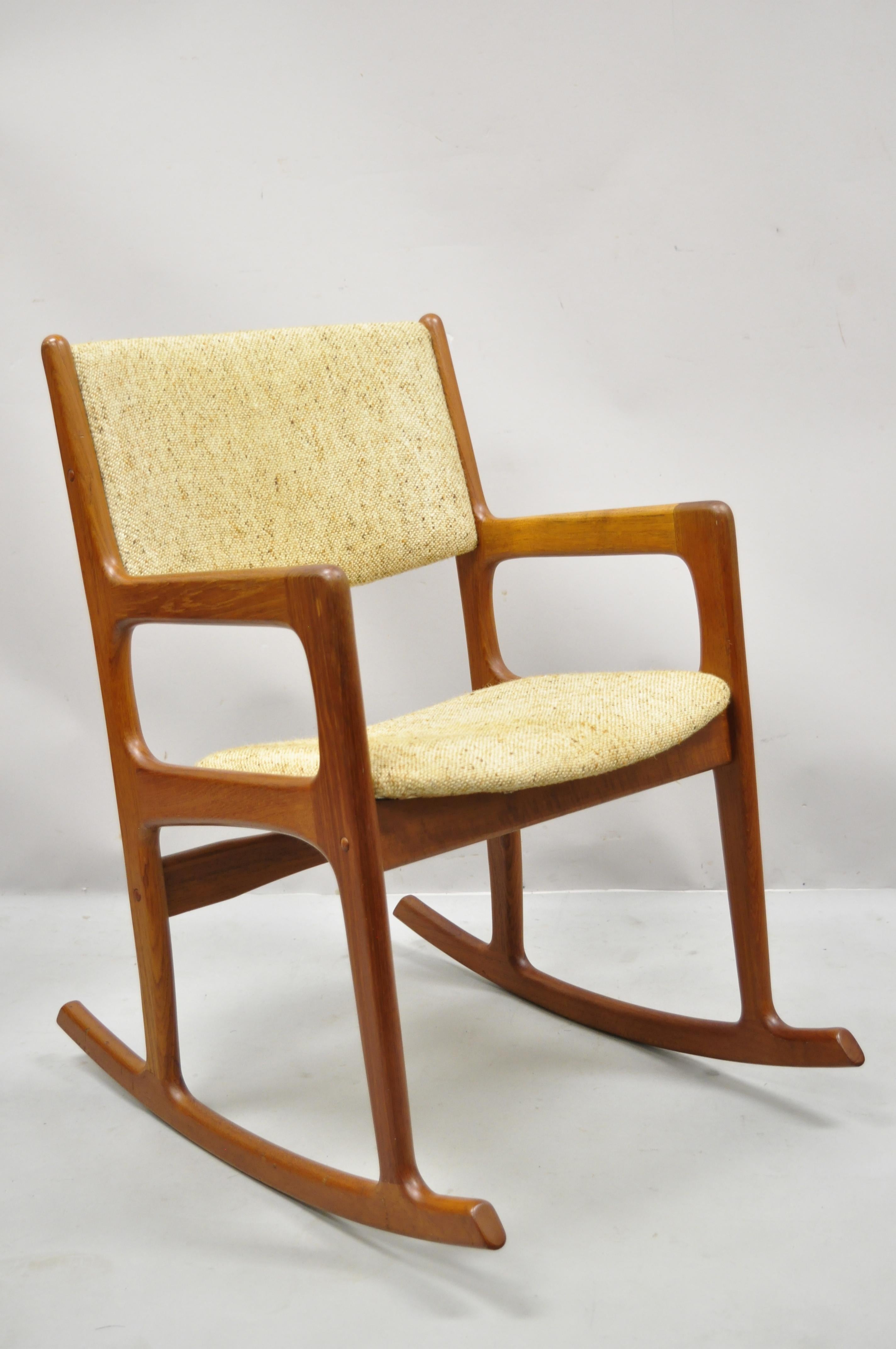 Benny Linden Mid-Century Modern Danish Style Teak Wood Rocker Rocking Chair 2