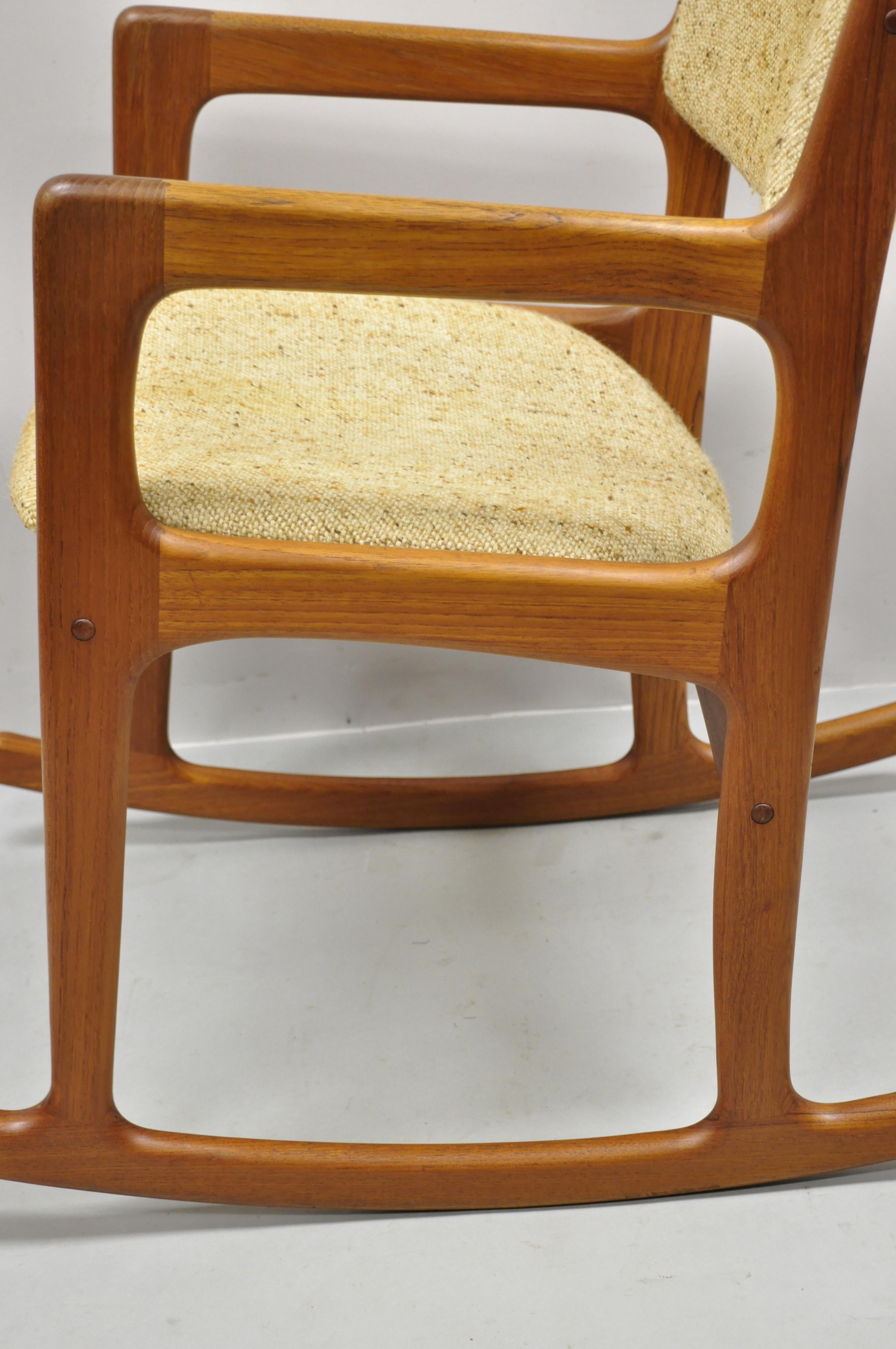 benny linden chairs