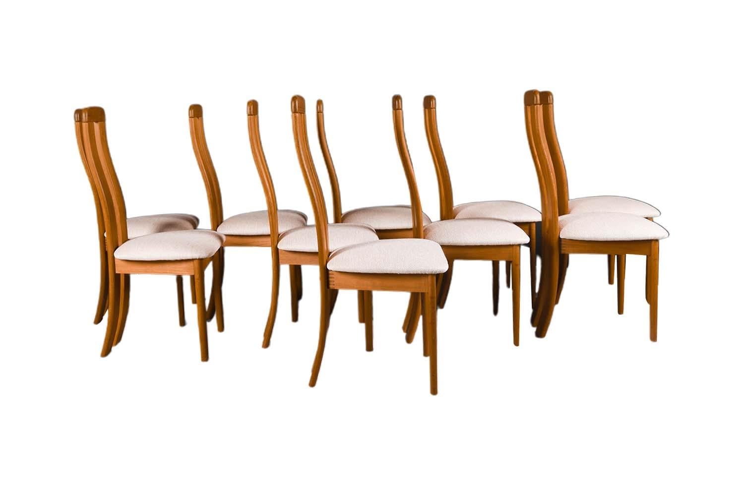 Benny Linden Mid-Century Modern Sculpted High Back Teak Chairs 10 In Good Condition In Baltimore, MD