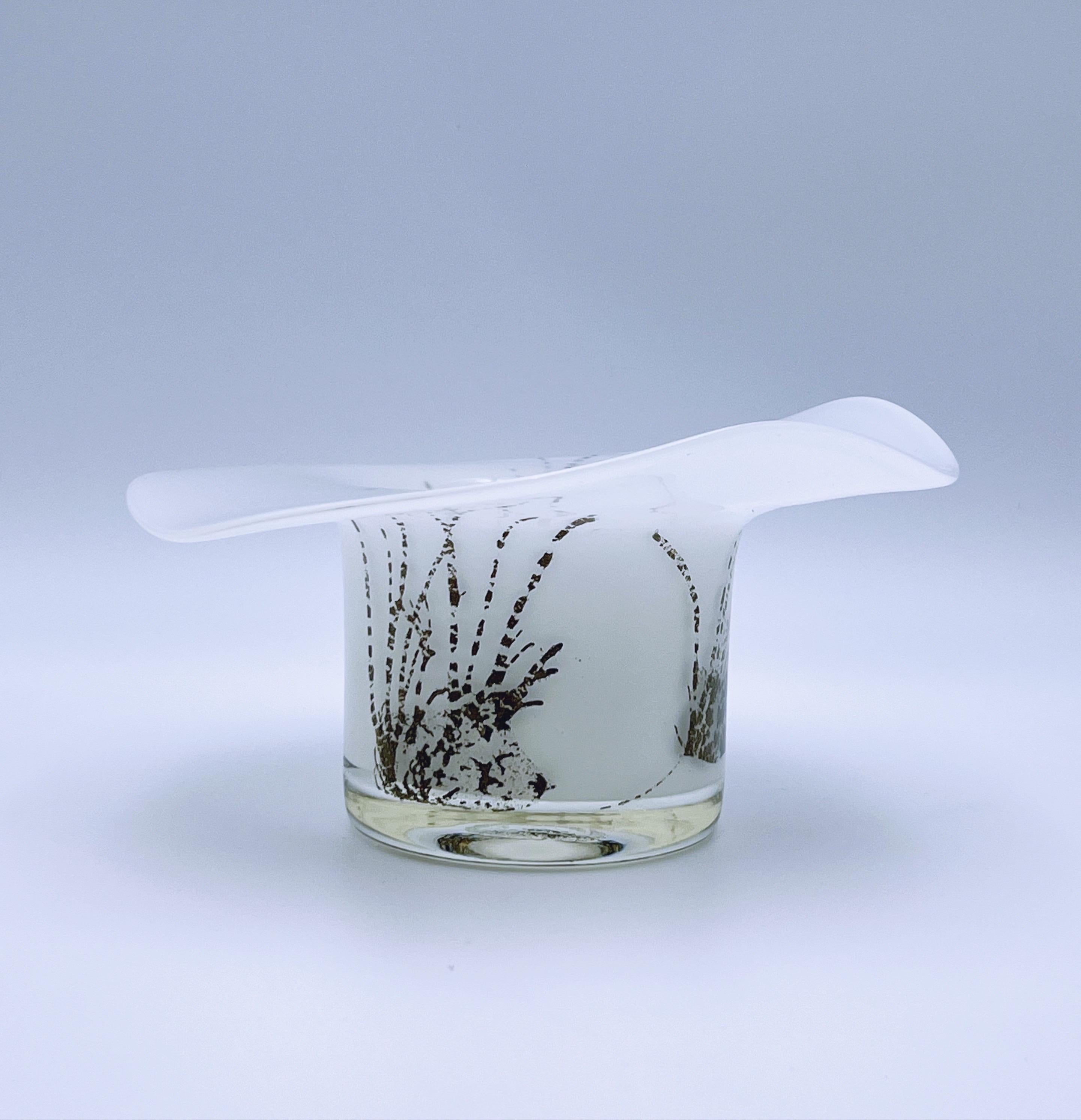 Fatto a mano Benny Motzfeldt (1909-1996) per PLUS Norway, vaso in vetro artistico norvegese degli anni 1970/80 in vendita