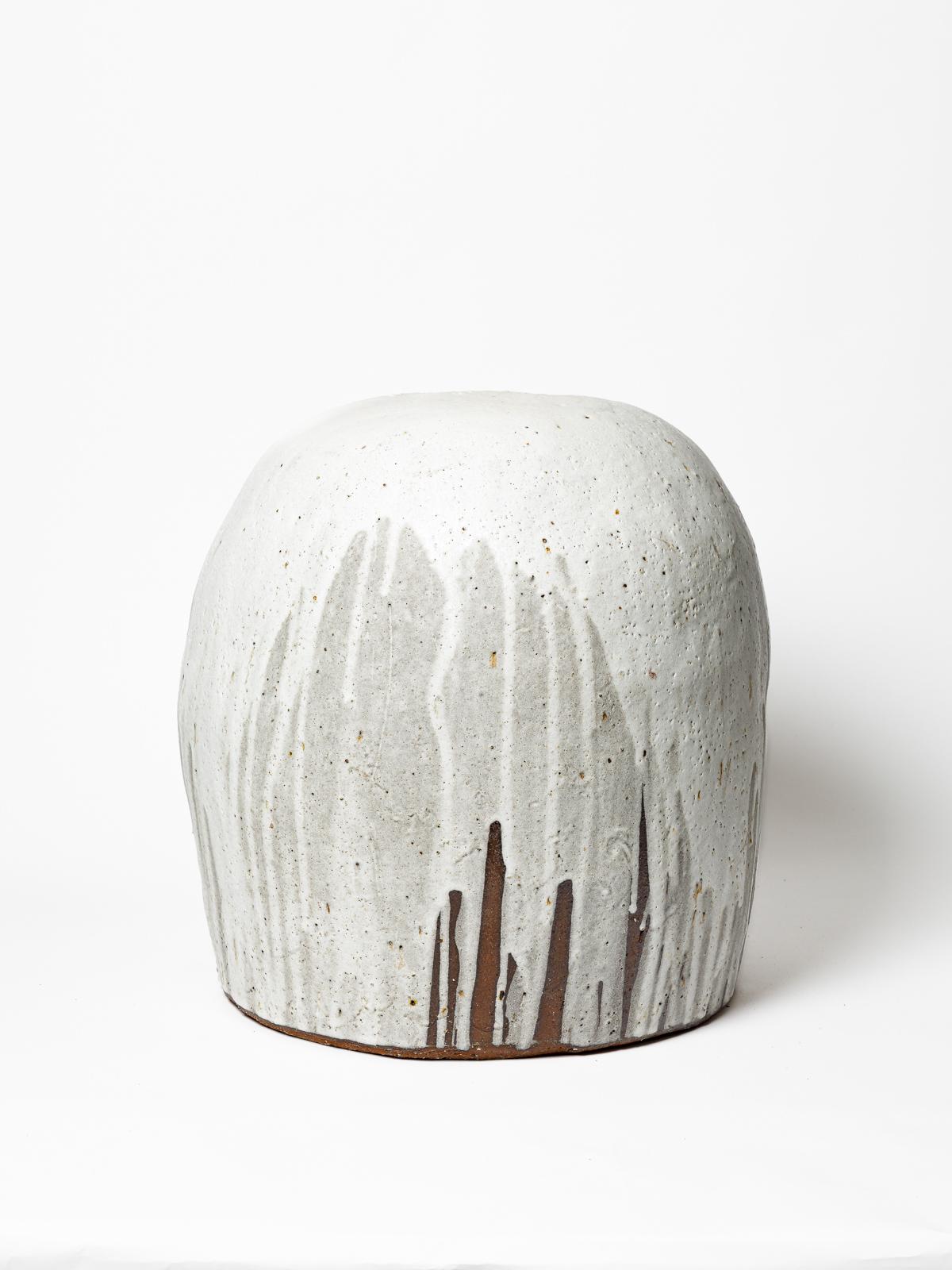 Benoit Audureau grand tabouret en céramique blanc et bleu design du 21ème siècle 47 cm en vente 3