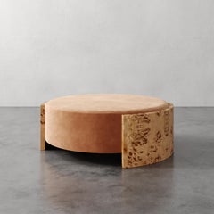 Mesa baja otomana Benoit de terciopelo Performance by Christiane Lemieux