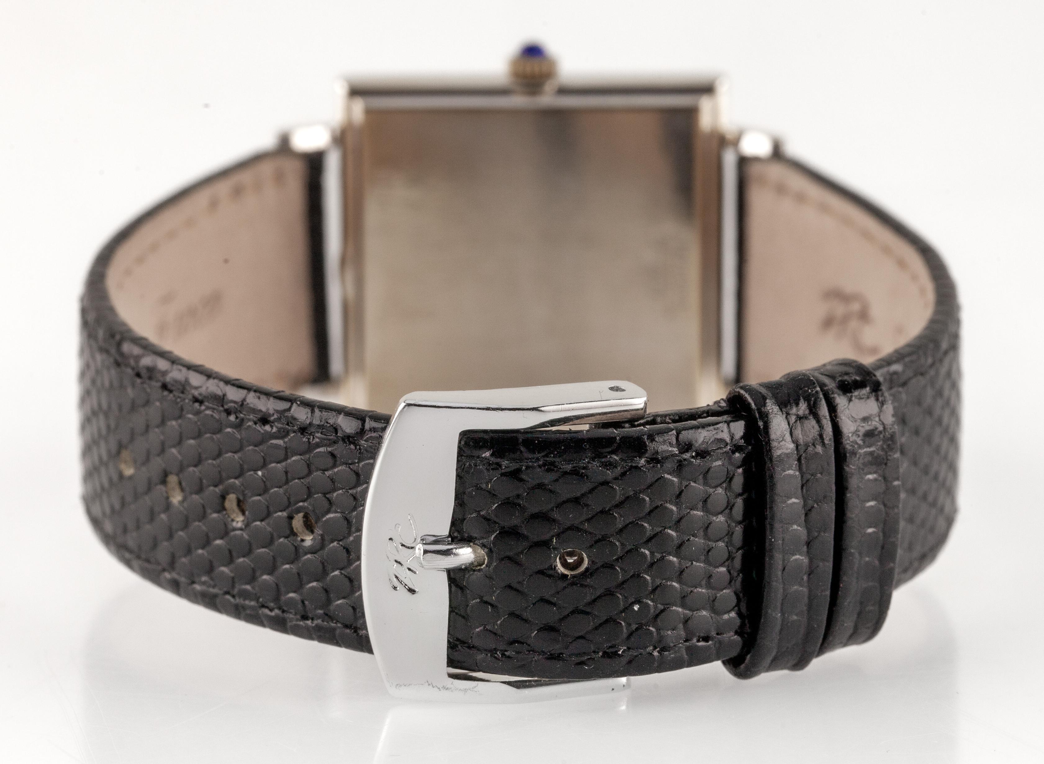 Benrus Montre carrée pour femme en or blanc 14 carats avec accents de diamants FY33 Unisexe en vente