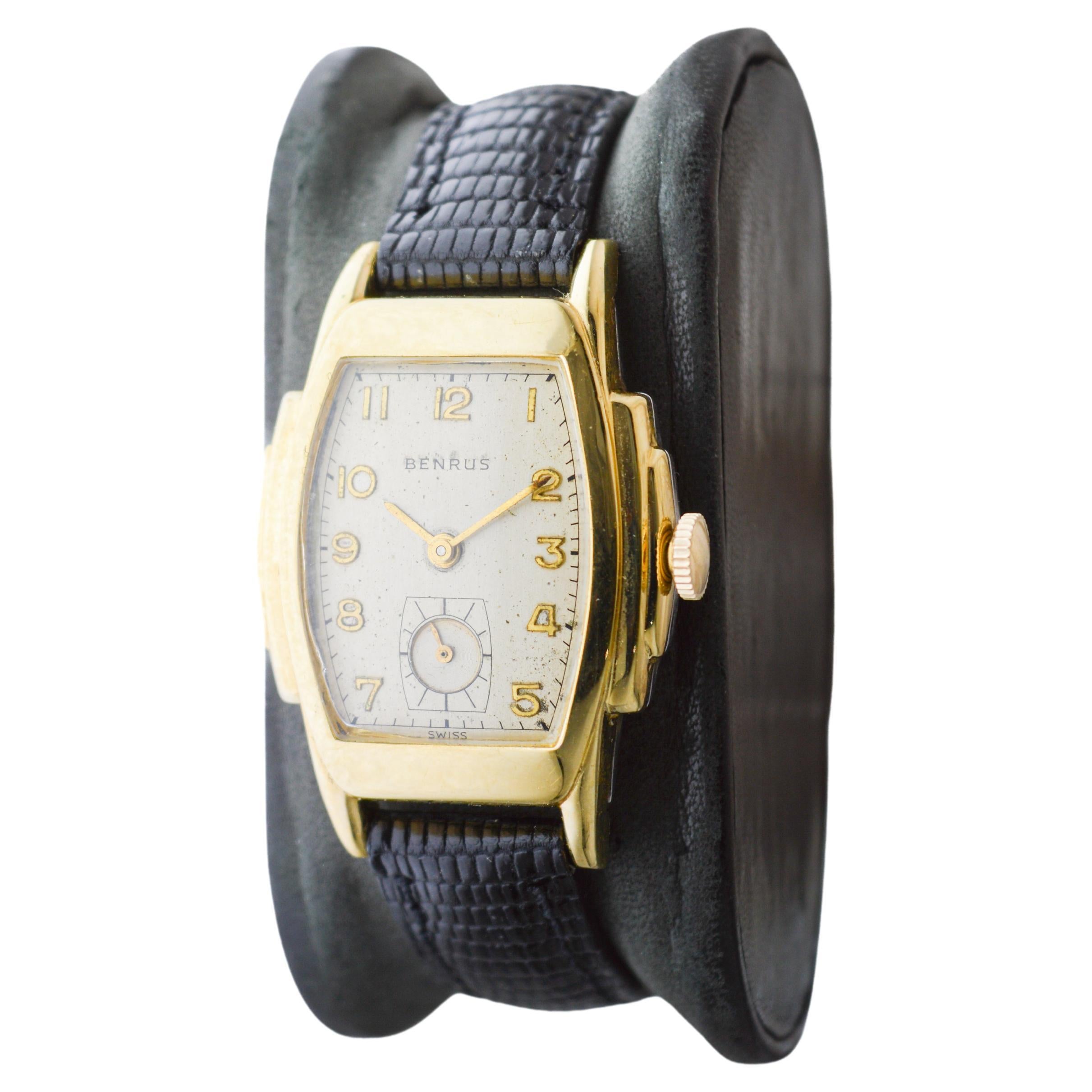 Women's or Men's Benrus Gold-Filled Art Deco Watch circa, 1940's with Original Dial  For Sale