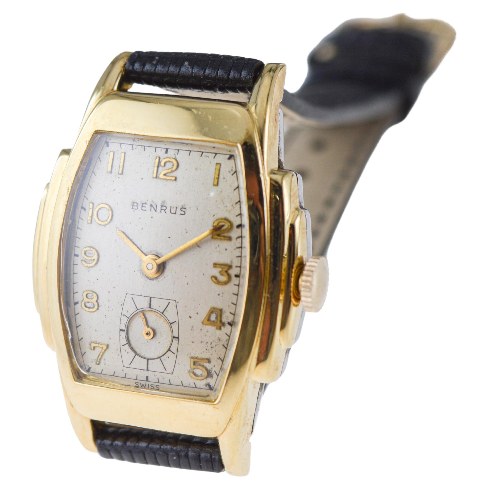 Women's or Men's Benrus Gold-Filled Art Deco Watch circa, 1940's with Original Dial  For Sale