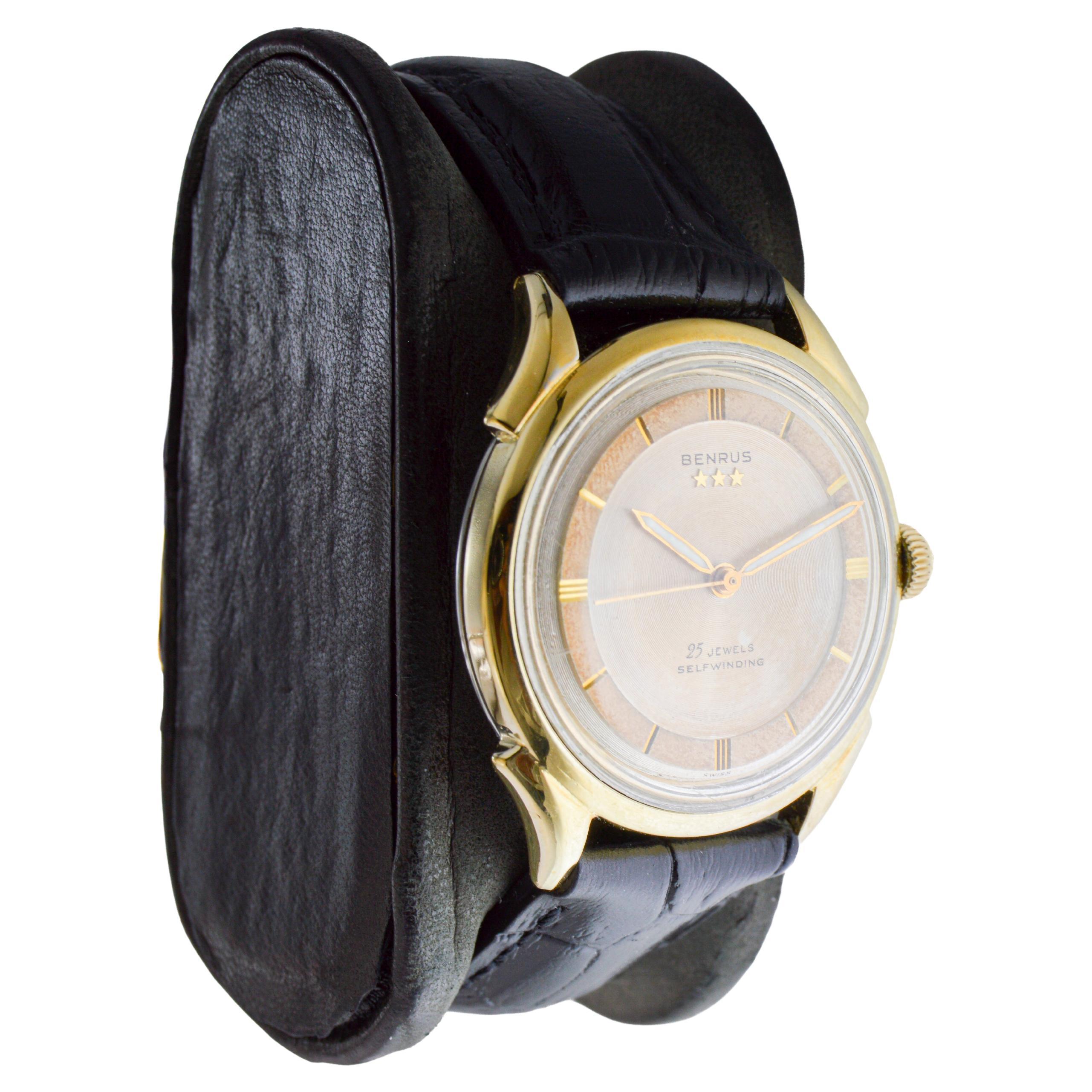 Benrus Yellow Gold Filled Art Deco Watch circa 1940's with Original Dial en vente 5