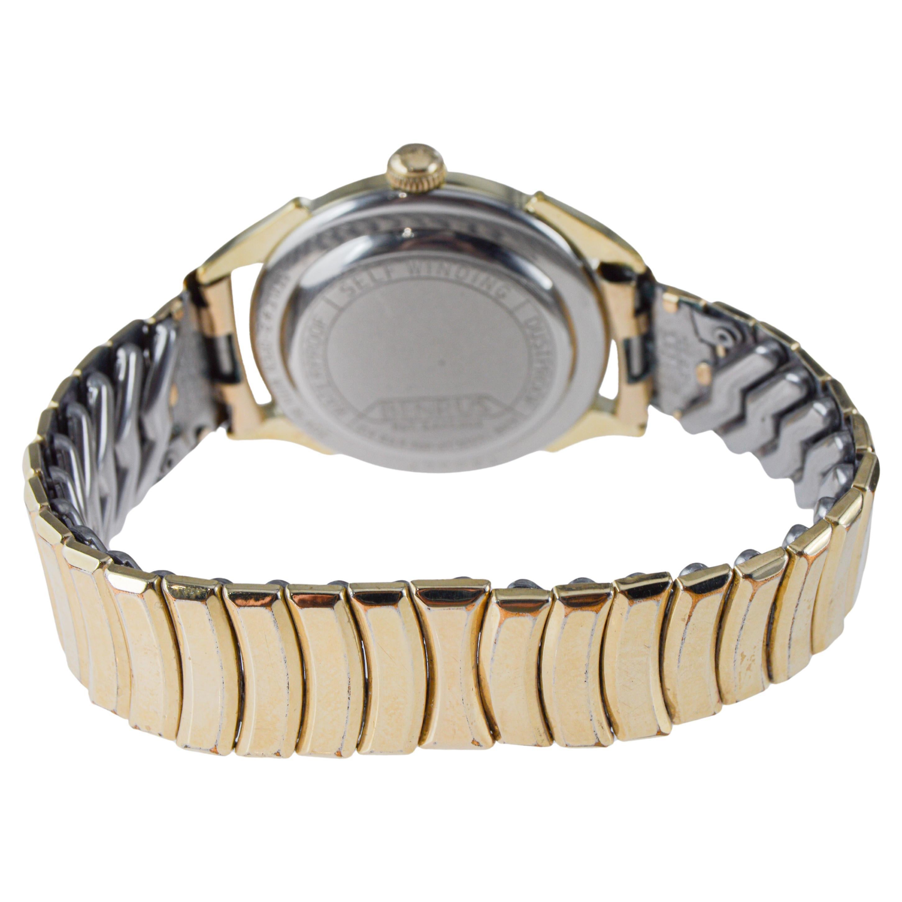 Benrus Yellow Gold Filled Art Deco Watch circa 1940's with Original Dial en vente 4