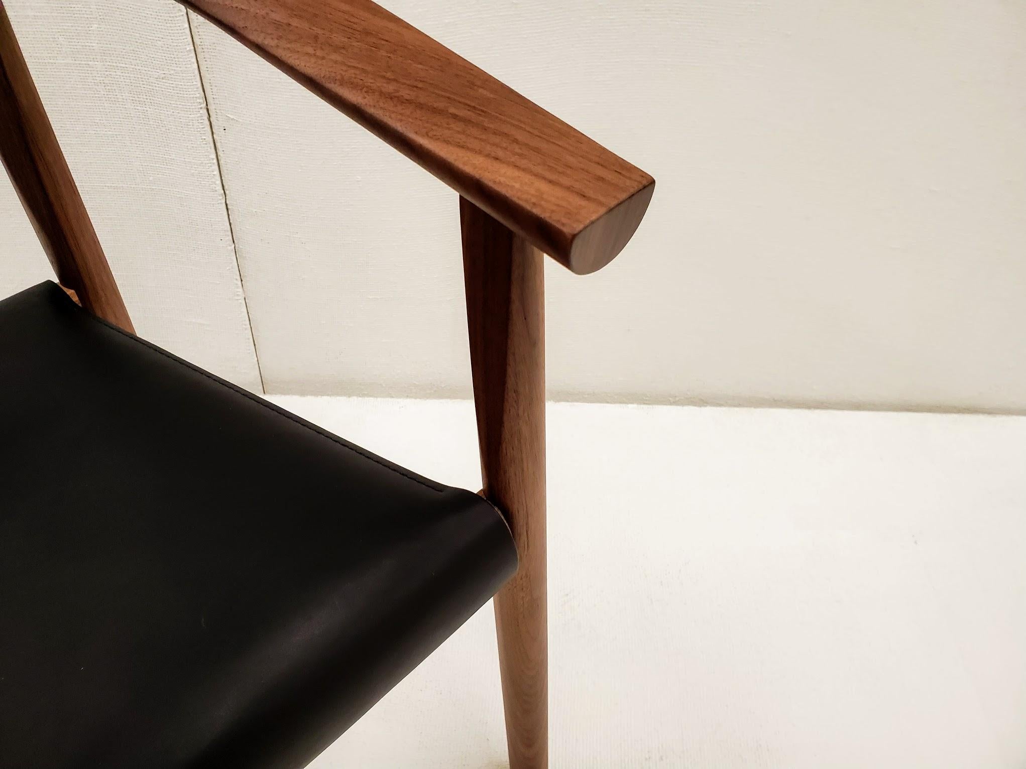 BENSEN Tokyo Chair - walnut frame w/ Black leather seat In New Condition In Vancouver, BC
