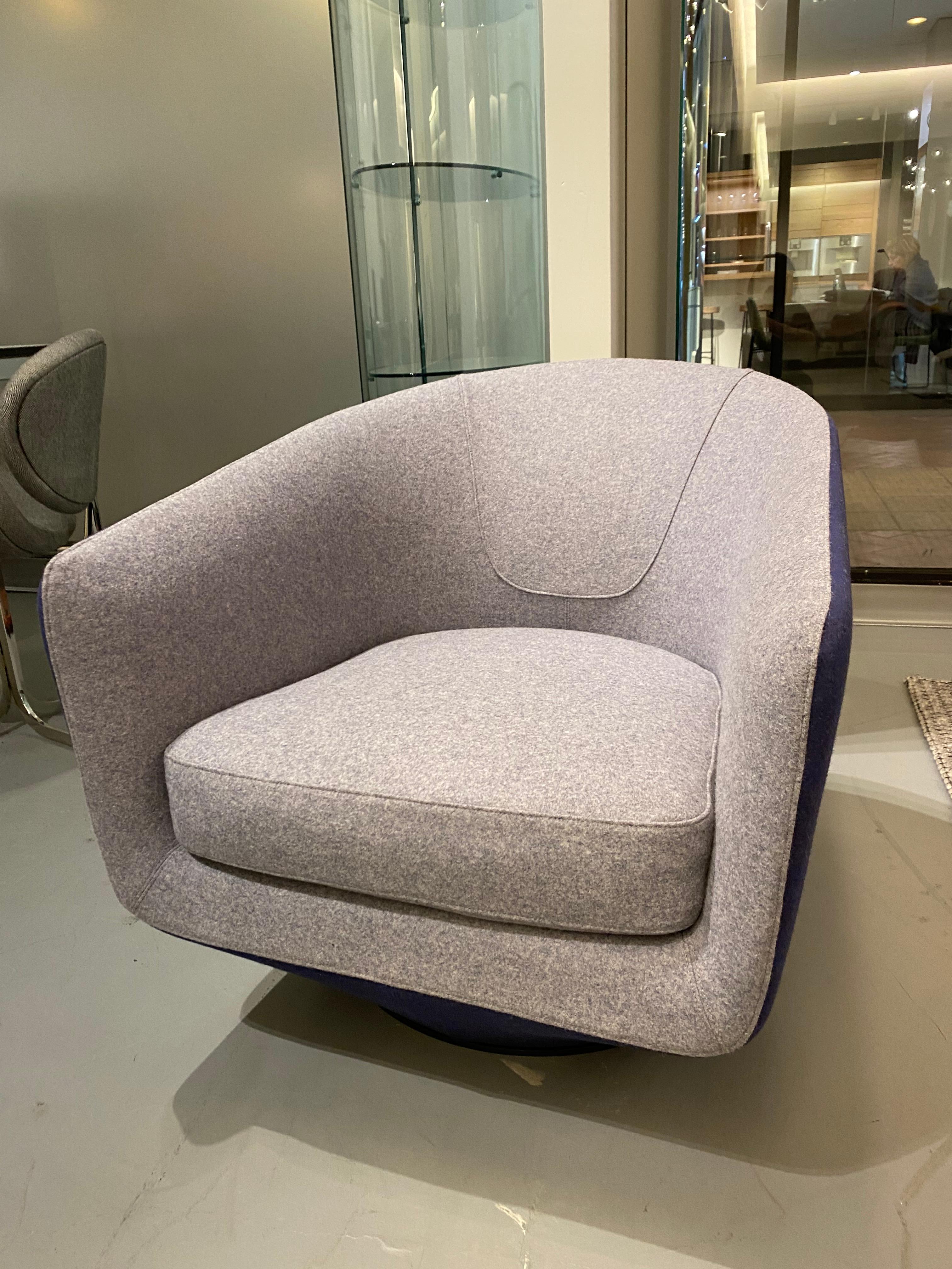 Italian Bensen U Turn Swivel Chair in Stock