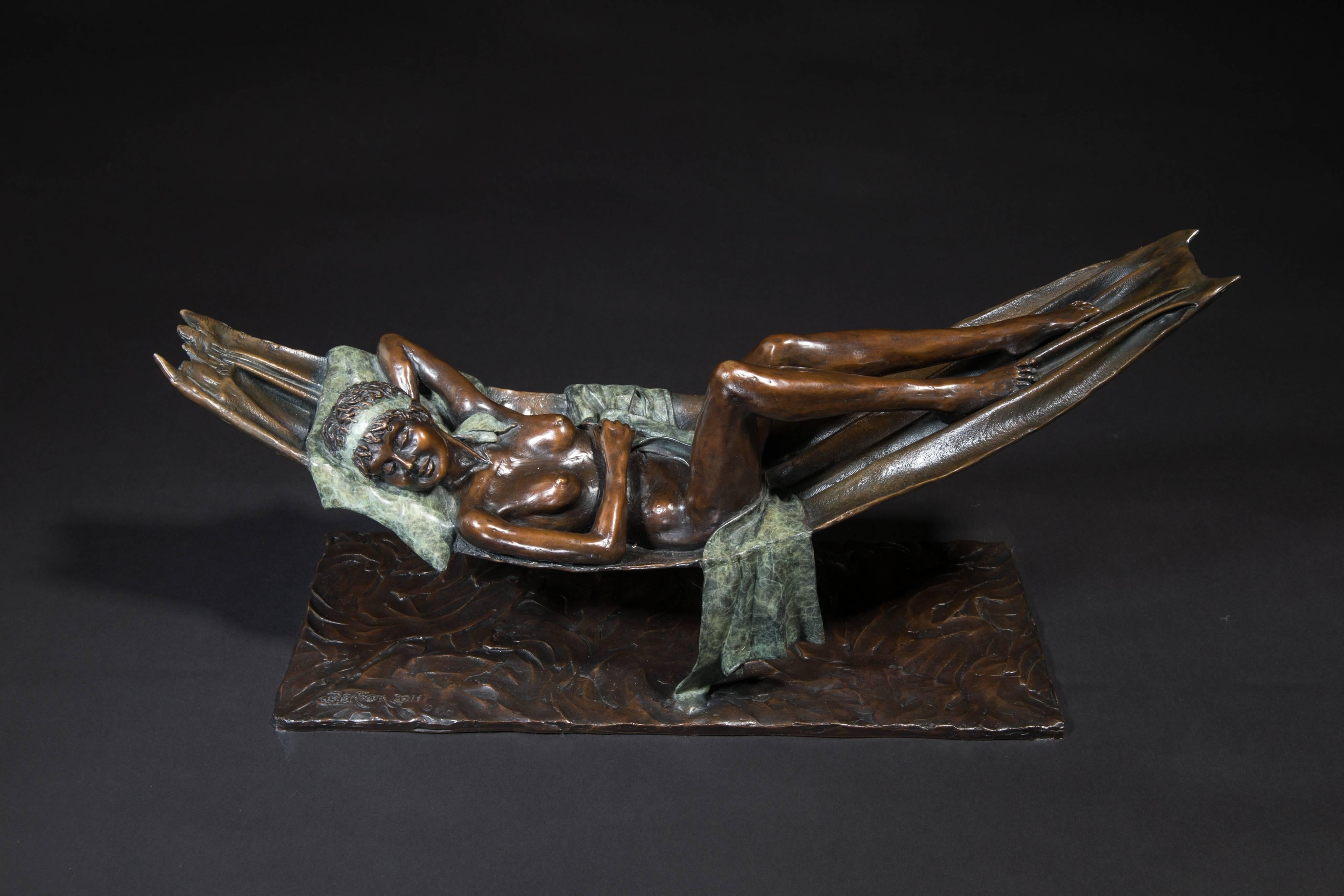 Zeitgenössische bronzefarbene Skulptur „Siesta“ von Benson Landes, Akt-Ballerina im Angebot 1