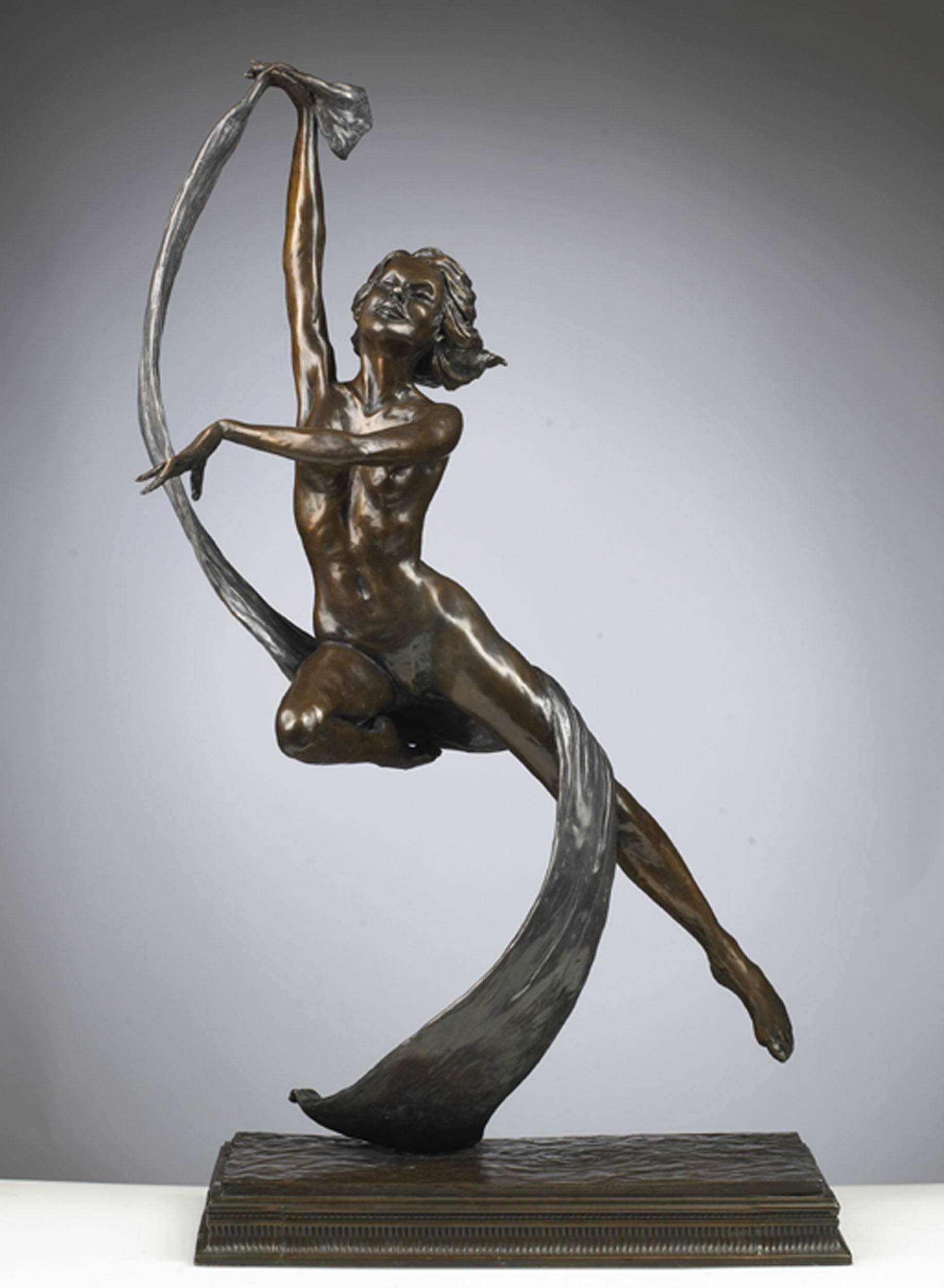 Escultura figurativa contemporánea desnuda de bronce macizo 'Sprite' de Benson Landes en venta 3