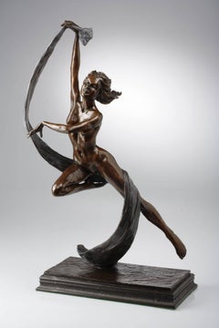 Zeitgenössische nackte figurative Skulptur „Sprit“ aus massiver Bronze von Benson Landes