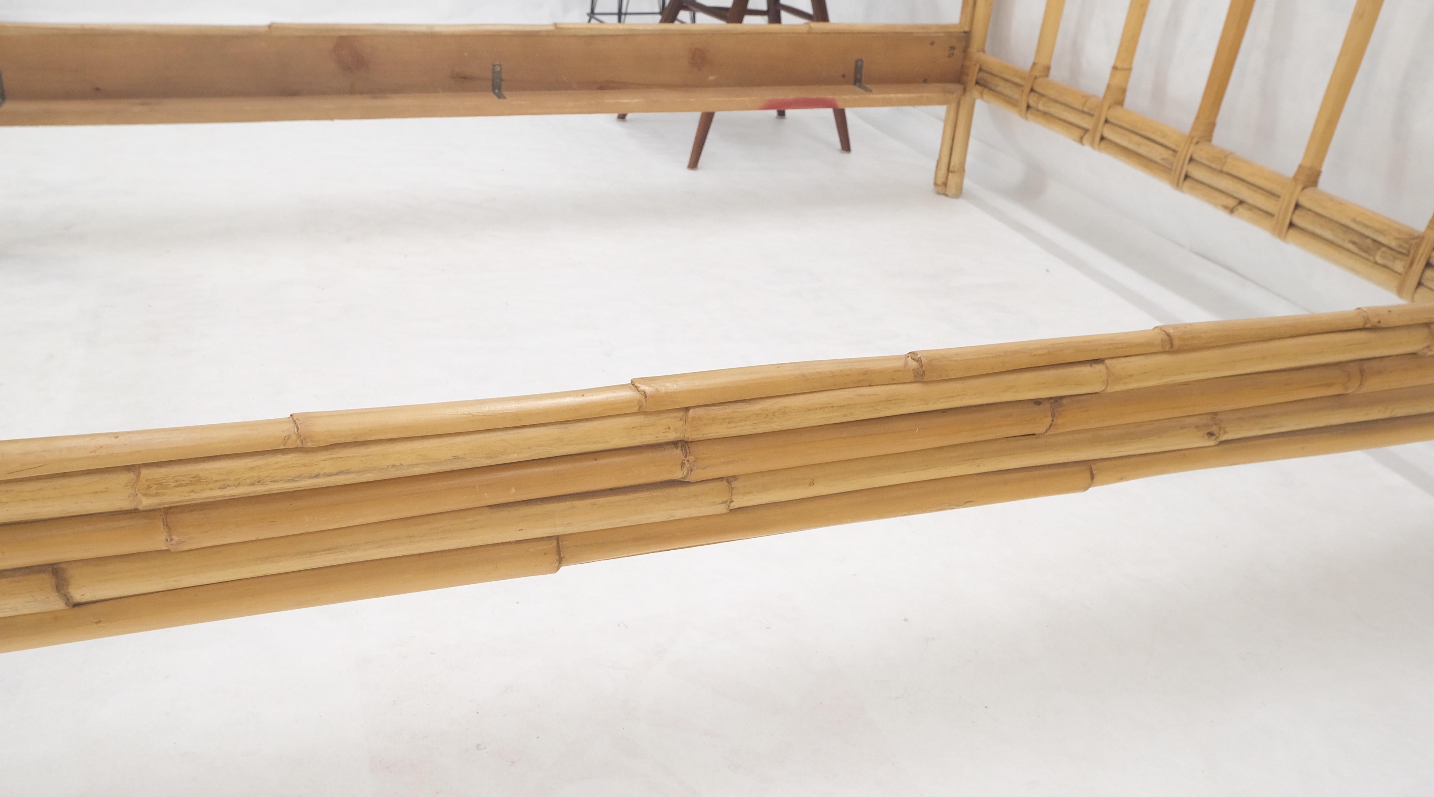 20th Century Bent Bamboo Rattan Headboard Footboard Queen Size Bed Mid Century MINT! For Sale