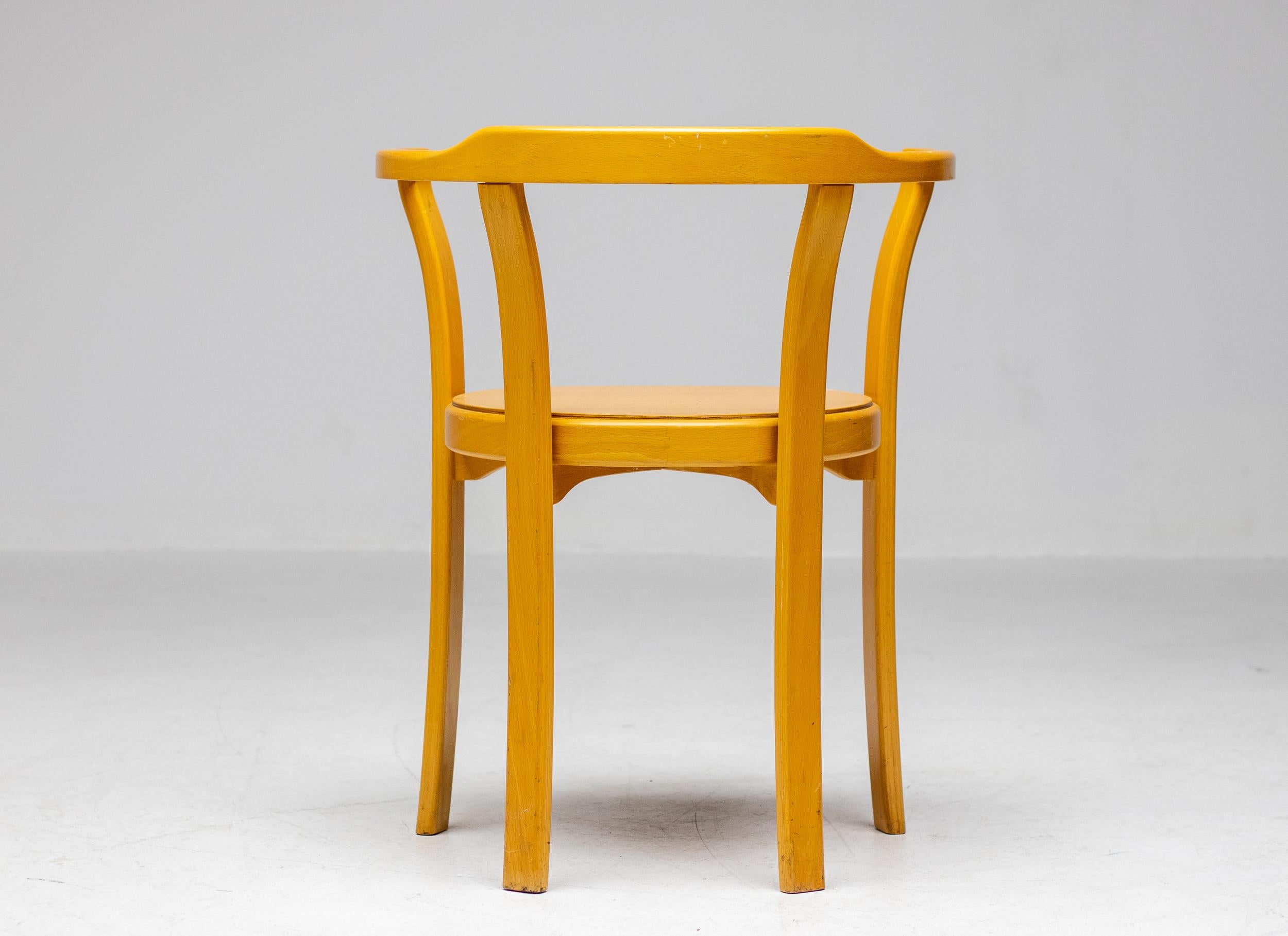 Hêtre Fauteuils empilables en Beeche courbé en vente