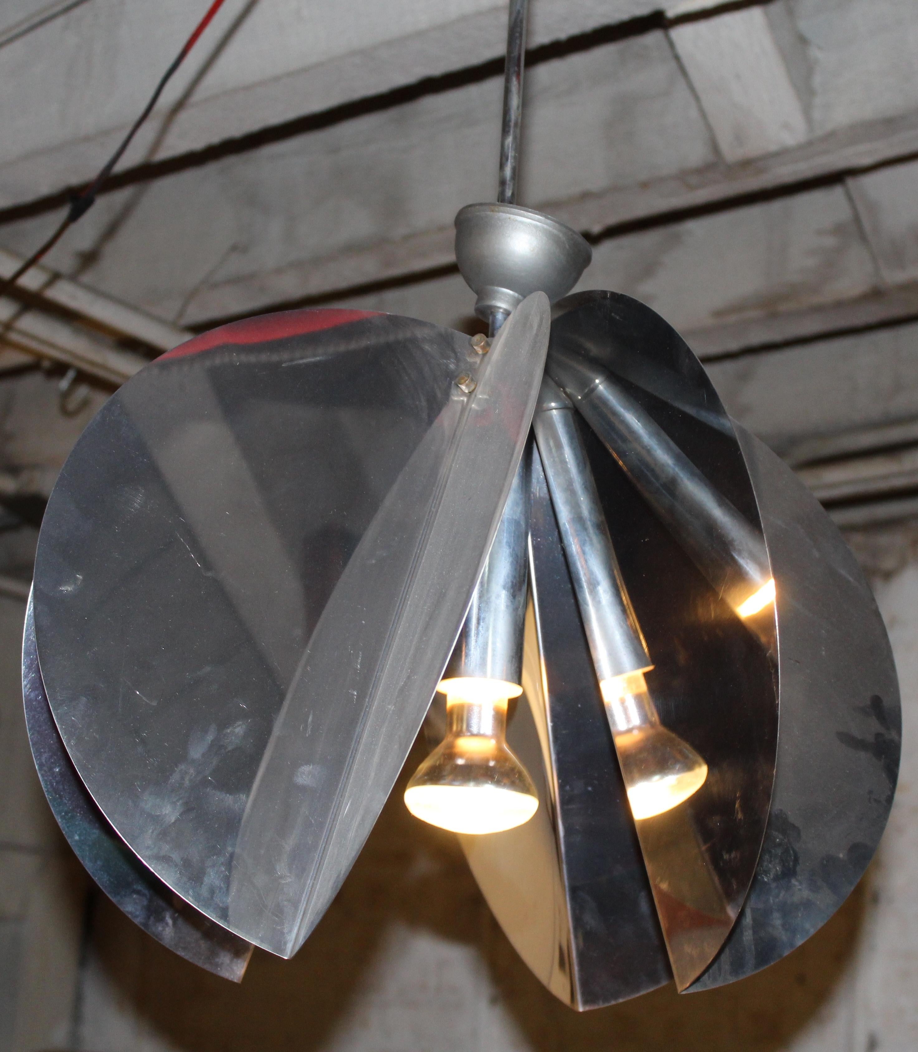 Lampada a sospensione Bent Chrome in vendita 1