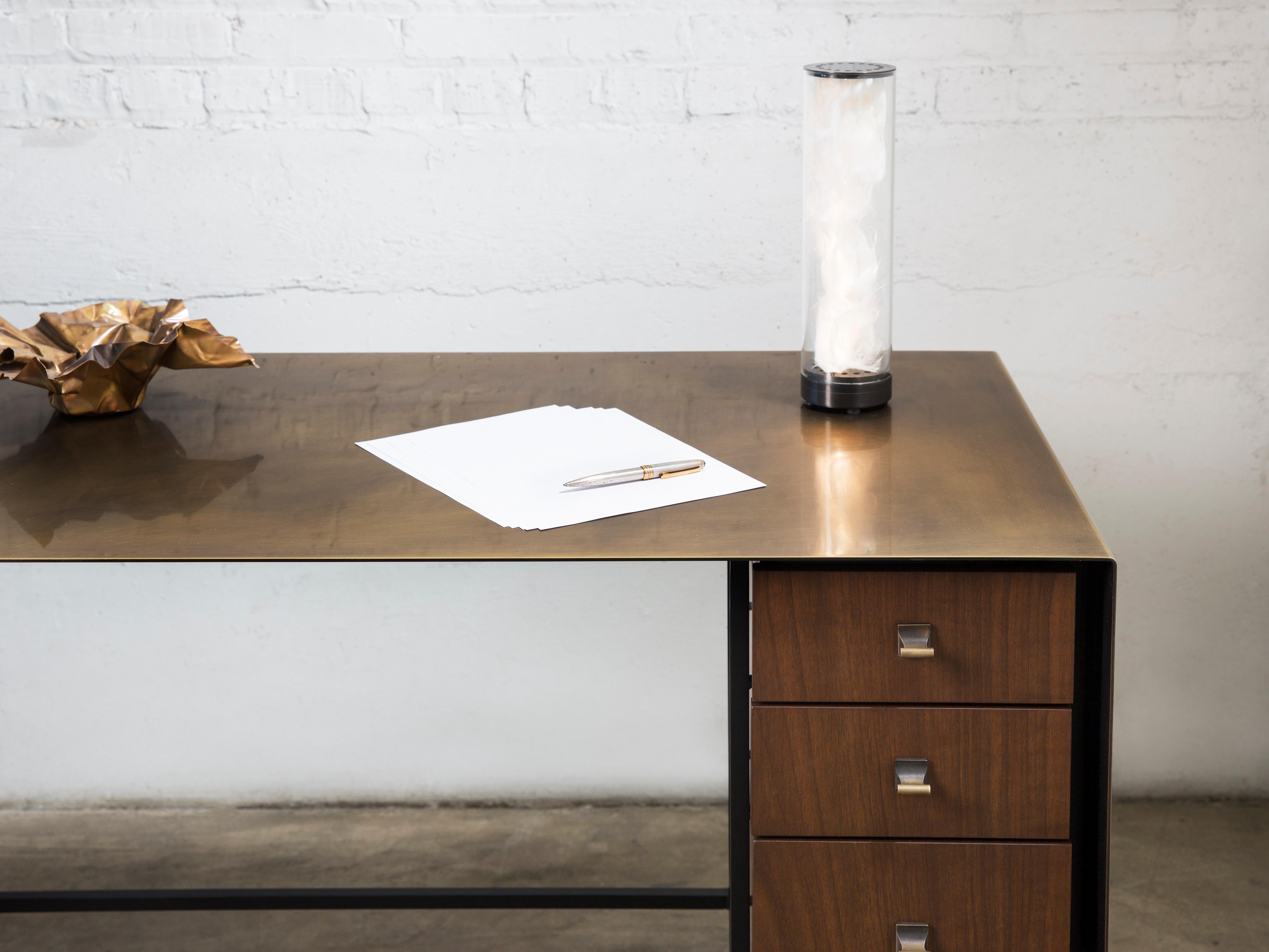 Bent-Schreibtisch von Gentner Design im Zustand „Neu“ im Angebot in Geneve, CH