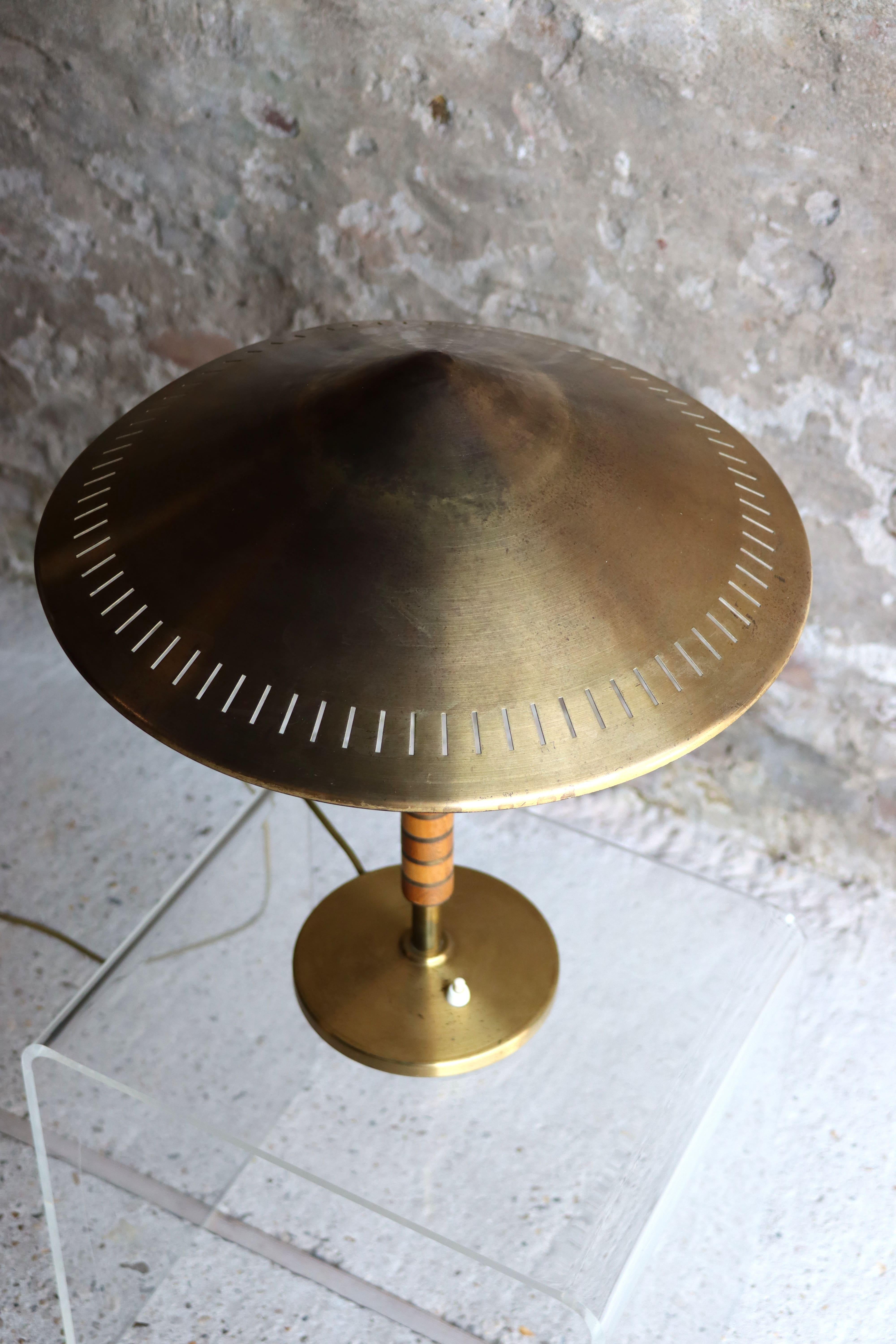 European Bent Karlby – Governor – Model B146 – Table Lamp – LYFA – 1956 For Sale