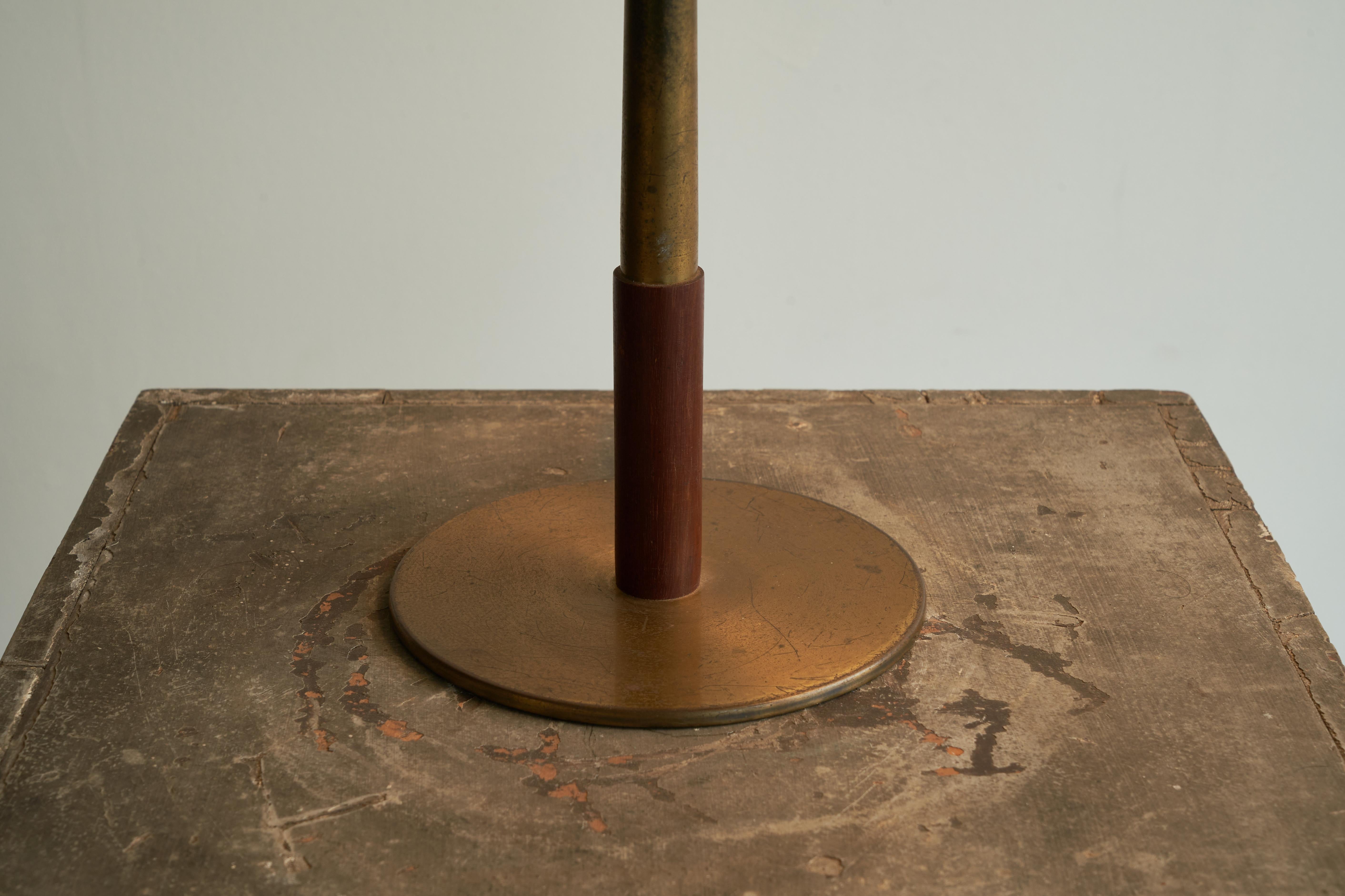 Bent Karlby Table Lamp in Patinated Brass and Teak for Lyfa 1950s 3