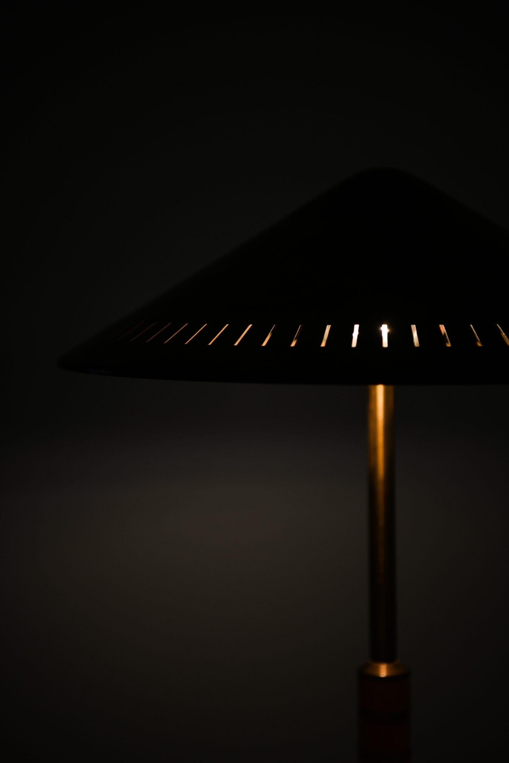 Bent Karlby Table Lamp Produced by Lyfa in Denmark In Good Condition In Limhamn, Skåne län