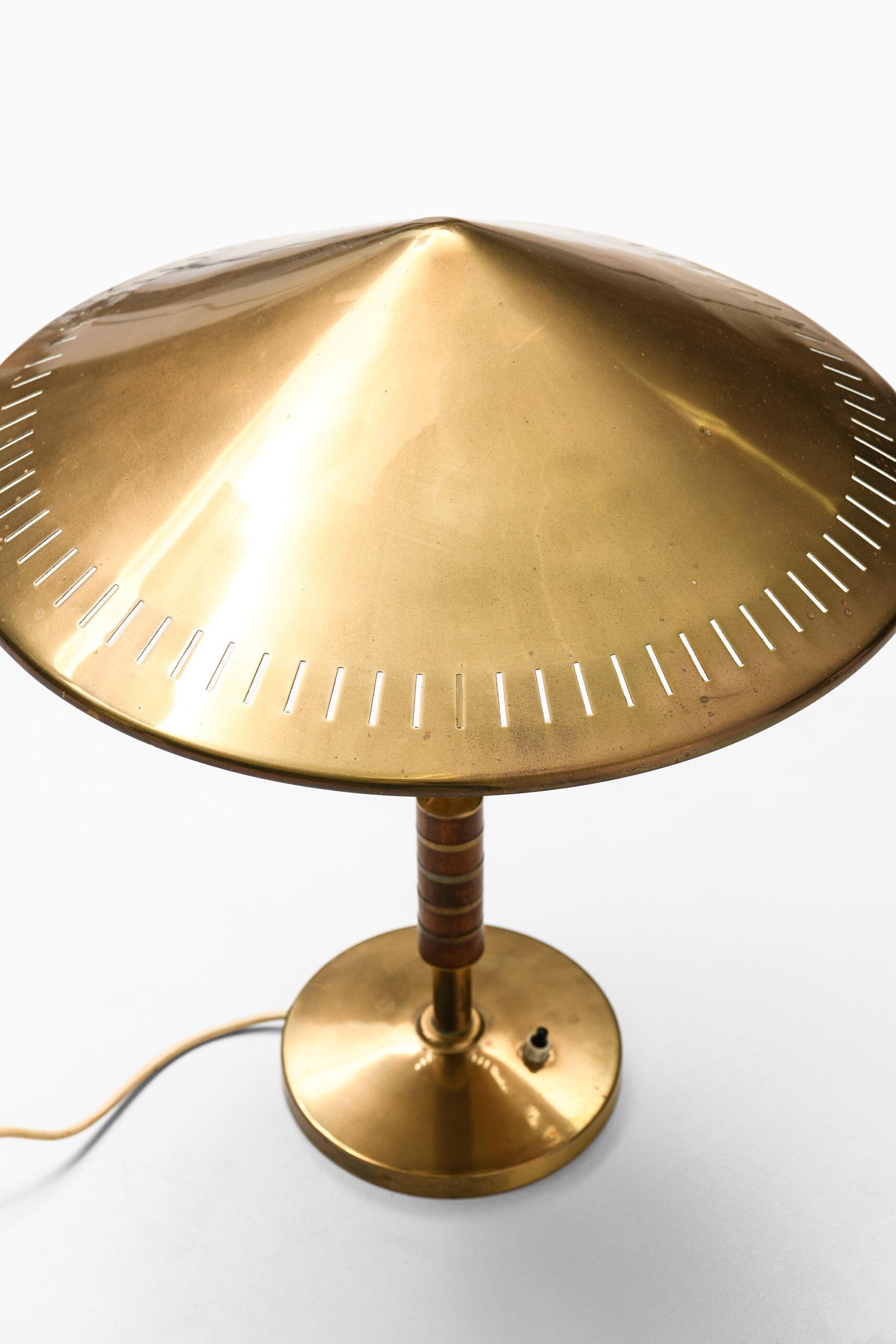 Milieu du XXe siècle Lampe de bureau Bent Karlby produite par Lyfa au Danemark