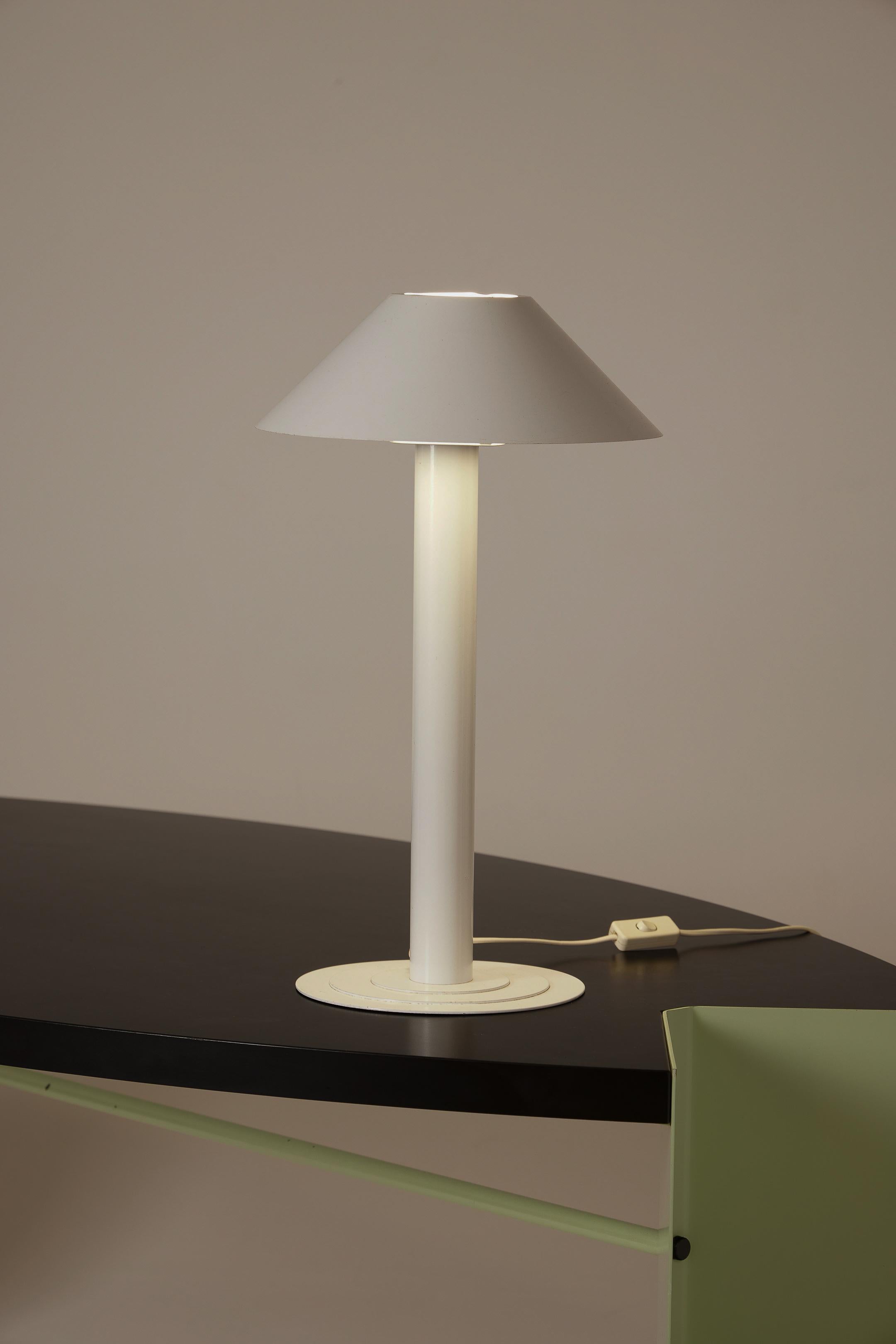 Lámpara blanca Bent Karlby, años 80 en venta 1
