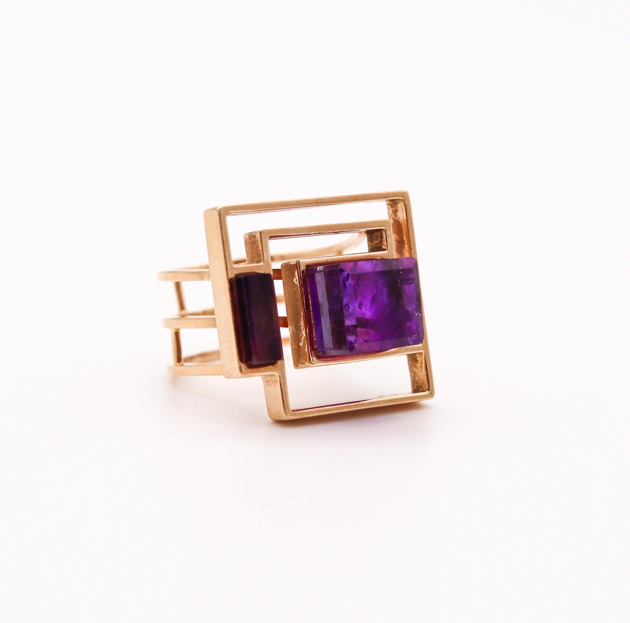 Modernist BENT KNUDSEN 1970 Geometric Ring In 14Kt Yellow Gold With Cubist Amethysts For Sale