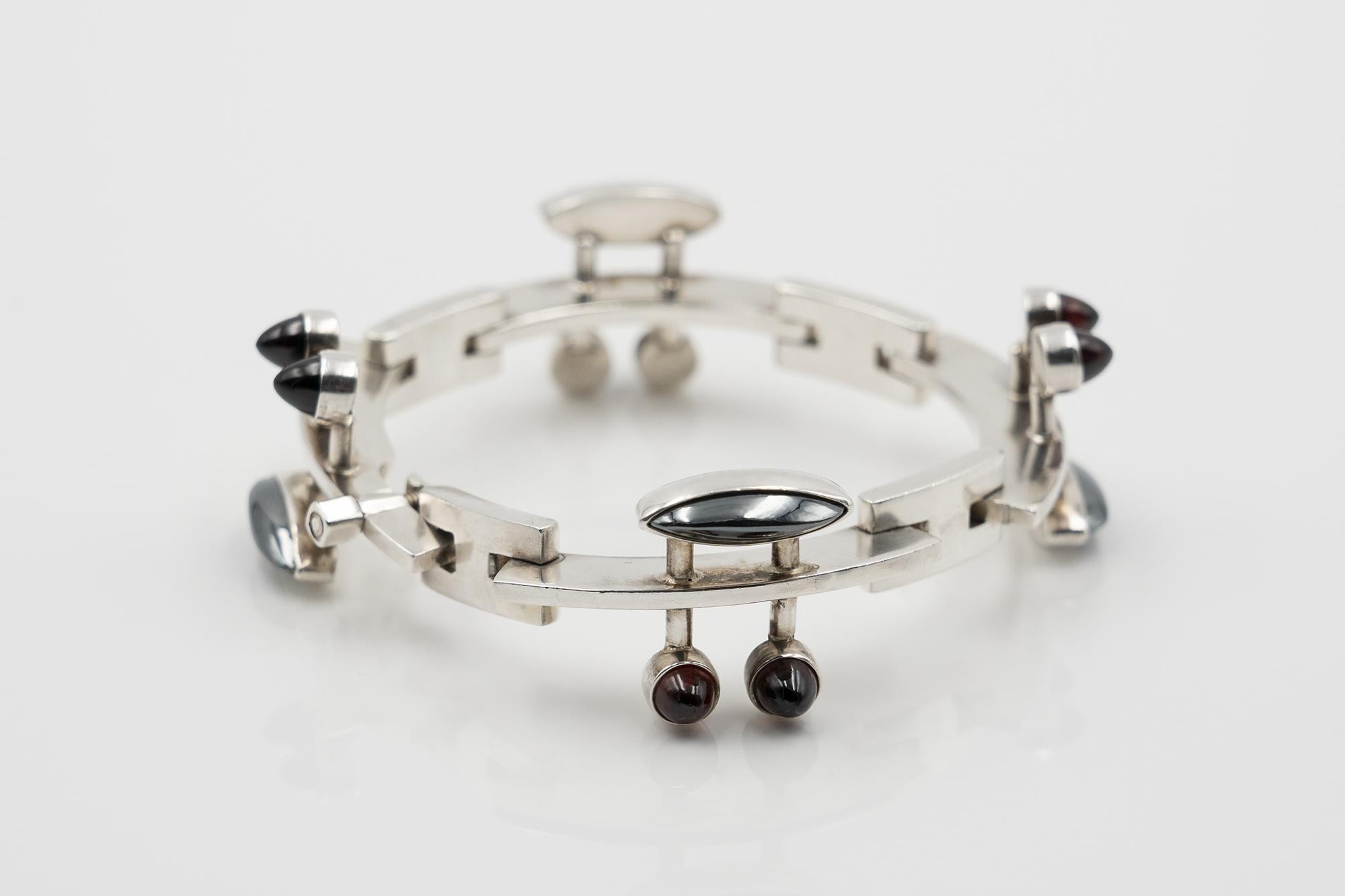 Bent Knudsen Silver, Garnets and Hematites Bracelet, 1970' In Good Condition For Sale In Bruxelles, BE