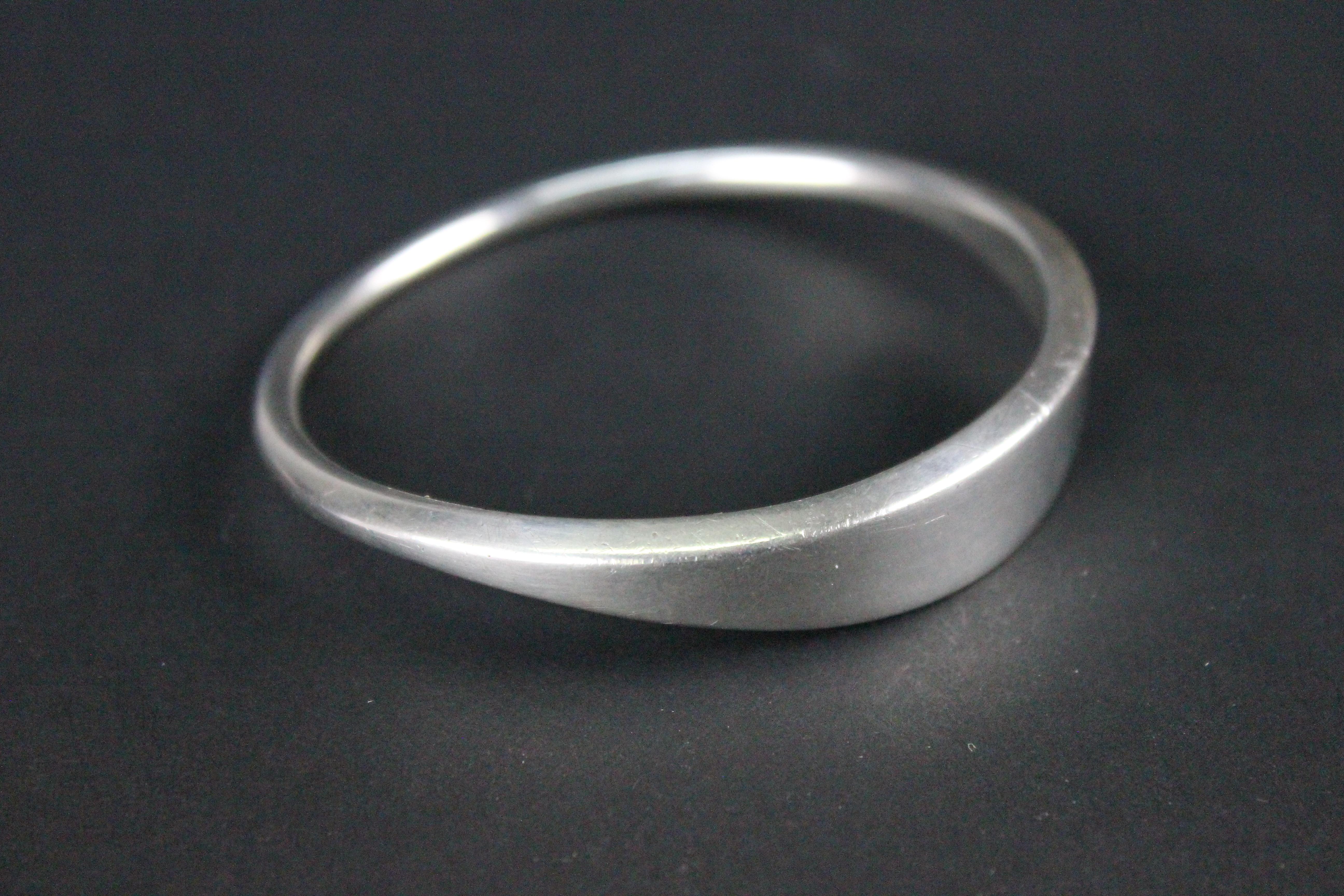 Bent Knudsen Sterling Silber Dänemark 1950er Jahre Manschettenknopf-Armband (Modernistisch) im Angebot