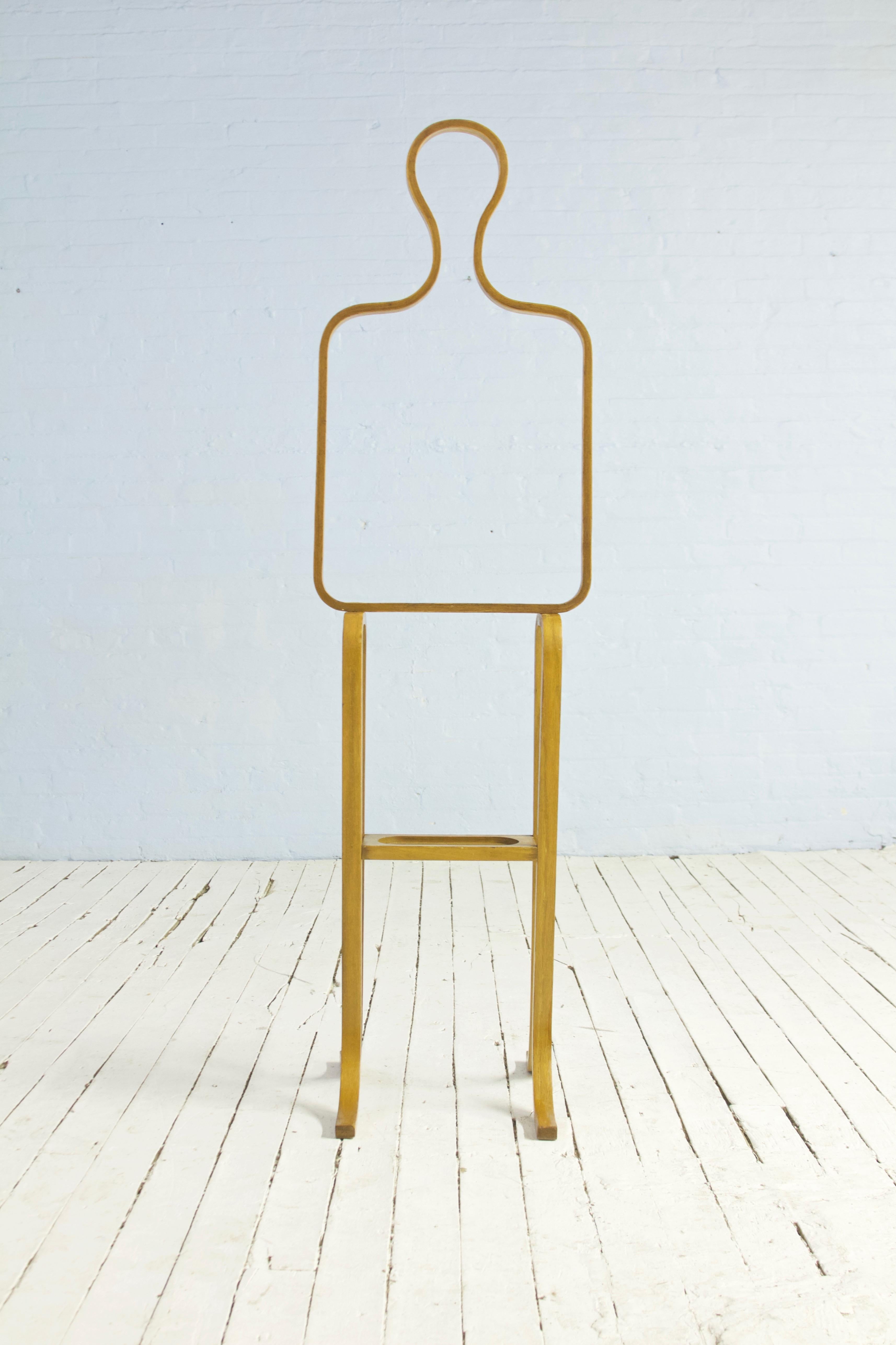 Mid-Century Modern Bent-Laminated Beech Figurative Valet in the Manner of Alvar Aalto, USA, 1950s For Sale