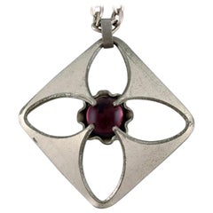 Bent Larsen Tin, Danimarca, Collana in peltro con pietra viola