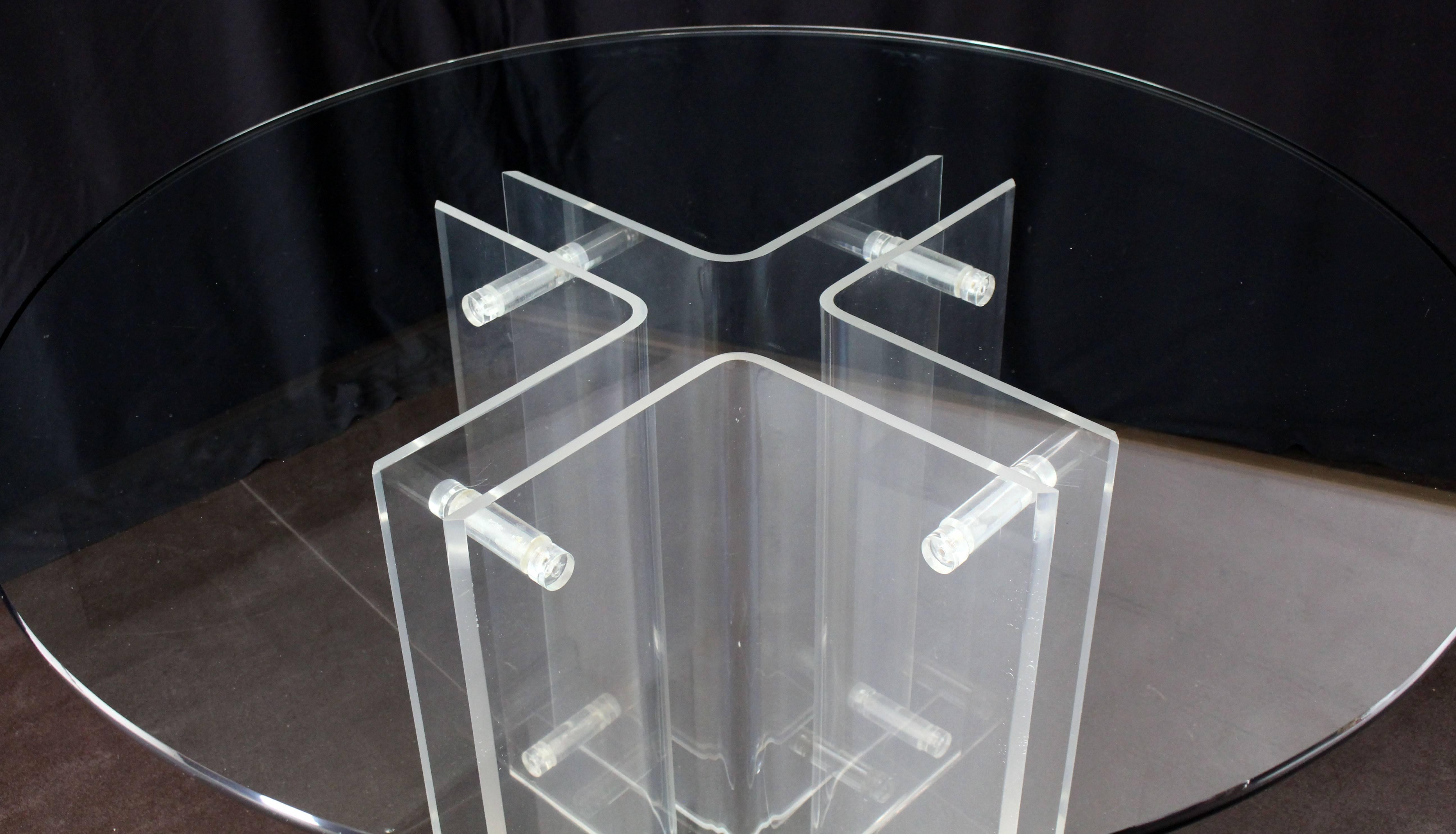Mid-Century Modern Bent Lucite Cross Shape Base Round Gueridon Centre Dining Table