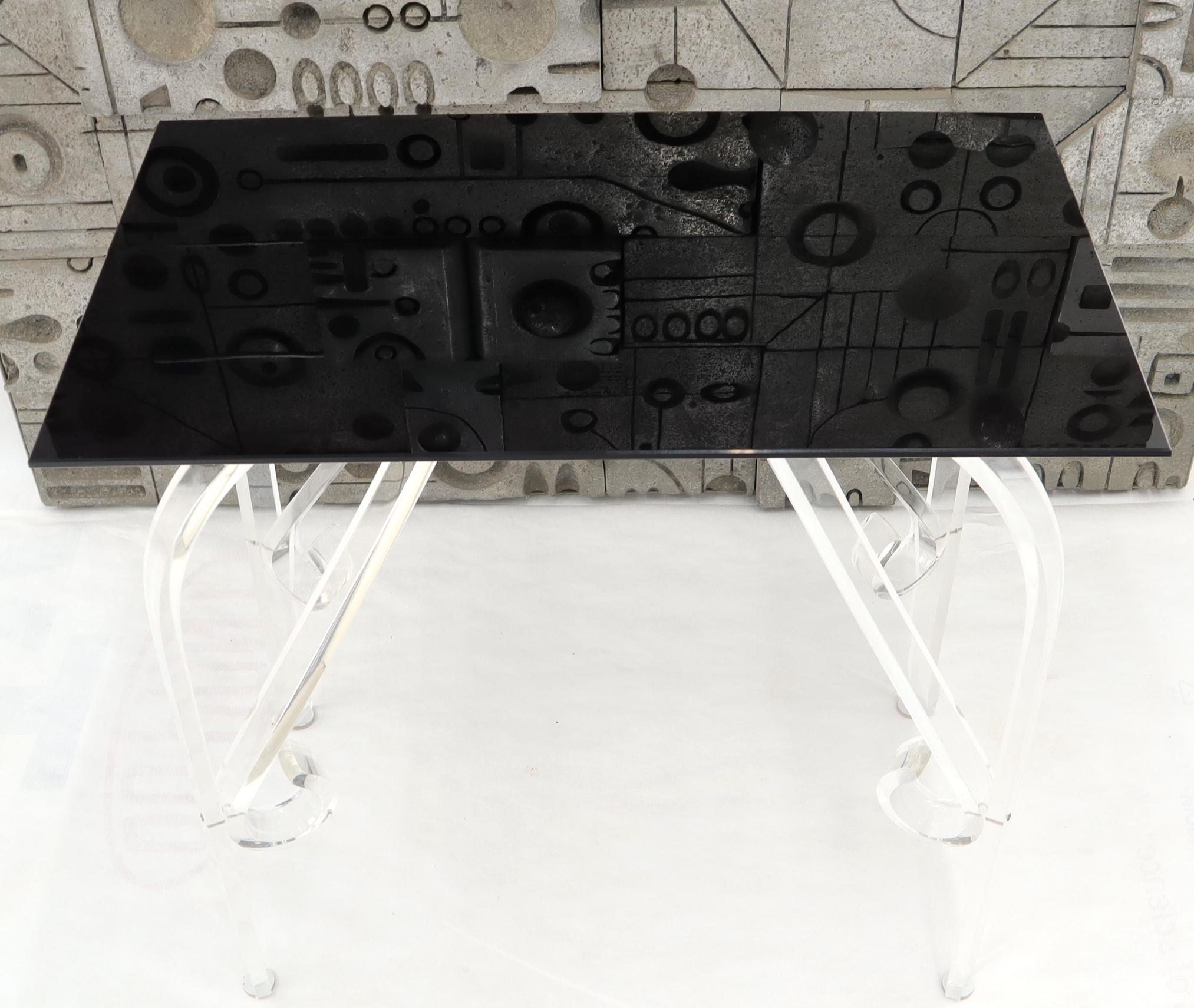 Bent Lucite Legs Black Smoked Glass Top Side End Table In Good Condition For Sale In Rockaway, NJ
