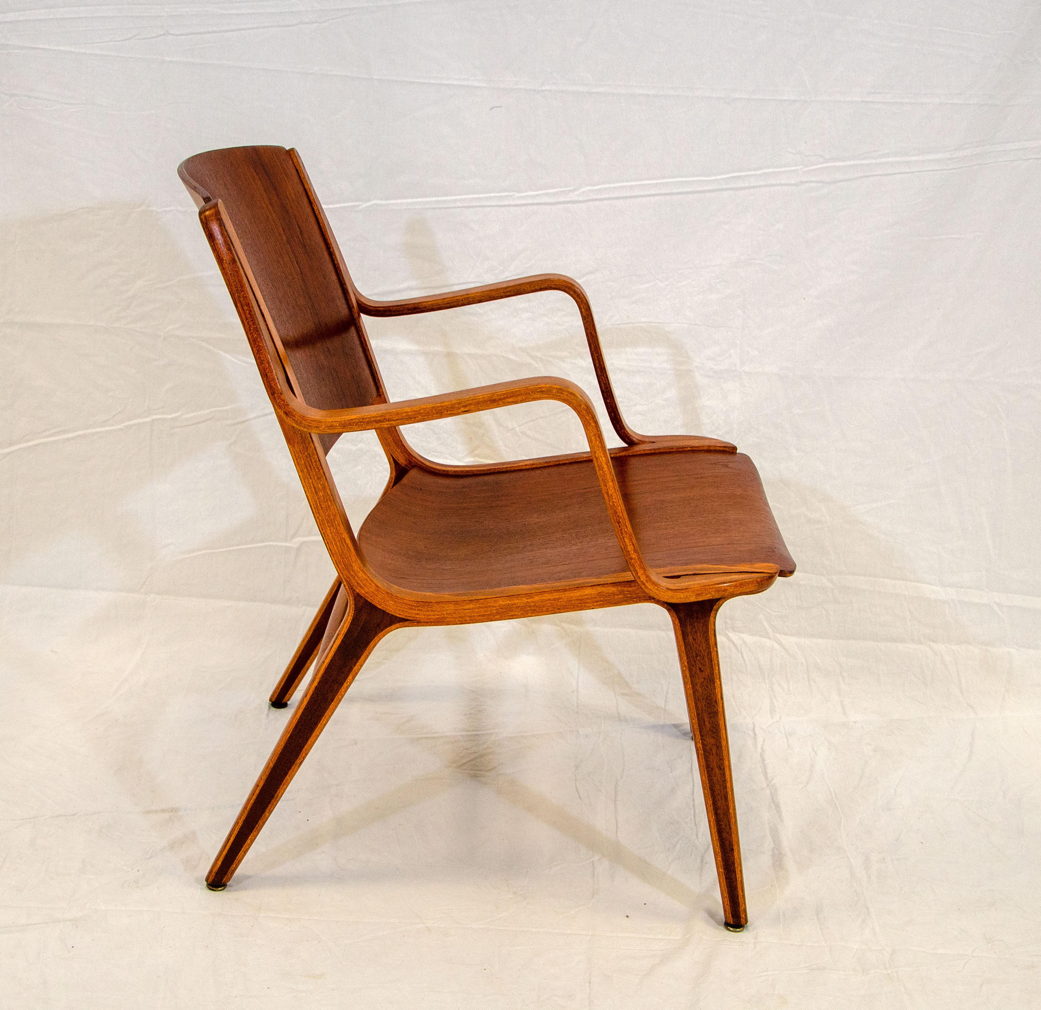 20th Century Bent Ply Ax Arm Chair by Peter Hvidt & Orla Mølgaard-Nielsen For Sale