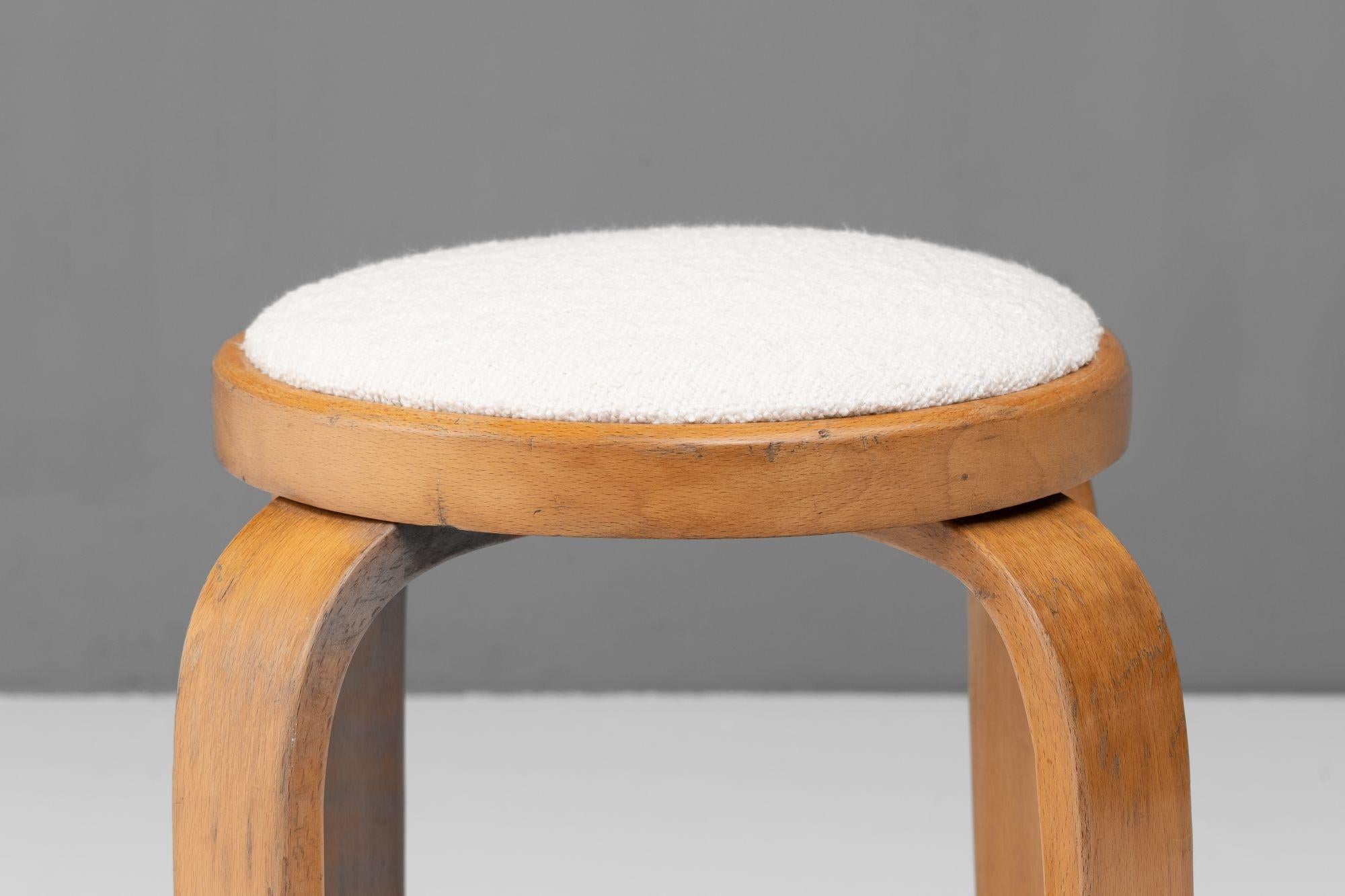 Sgabello in compensato In condizioni buone in vendita a London, England