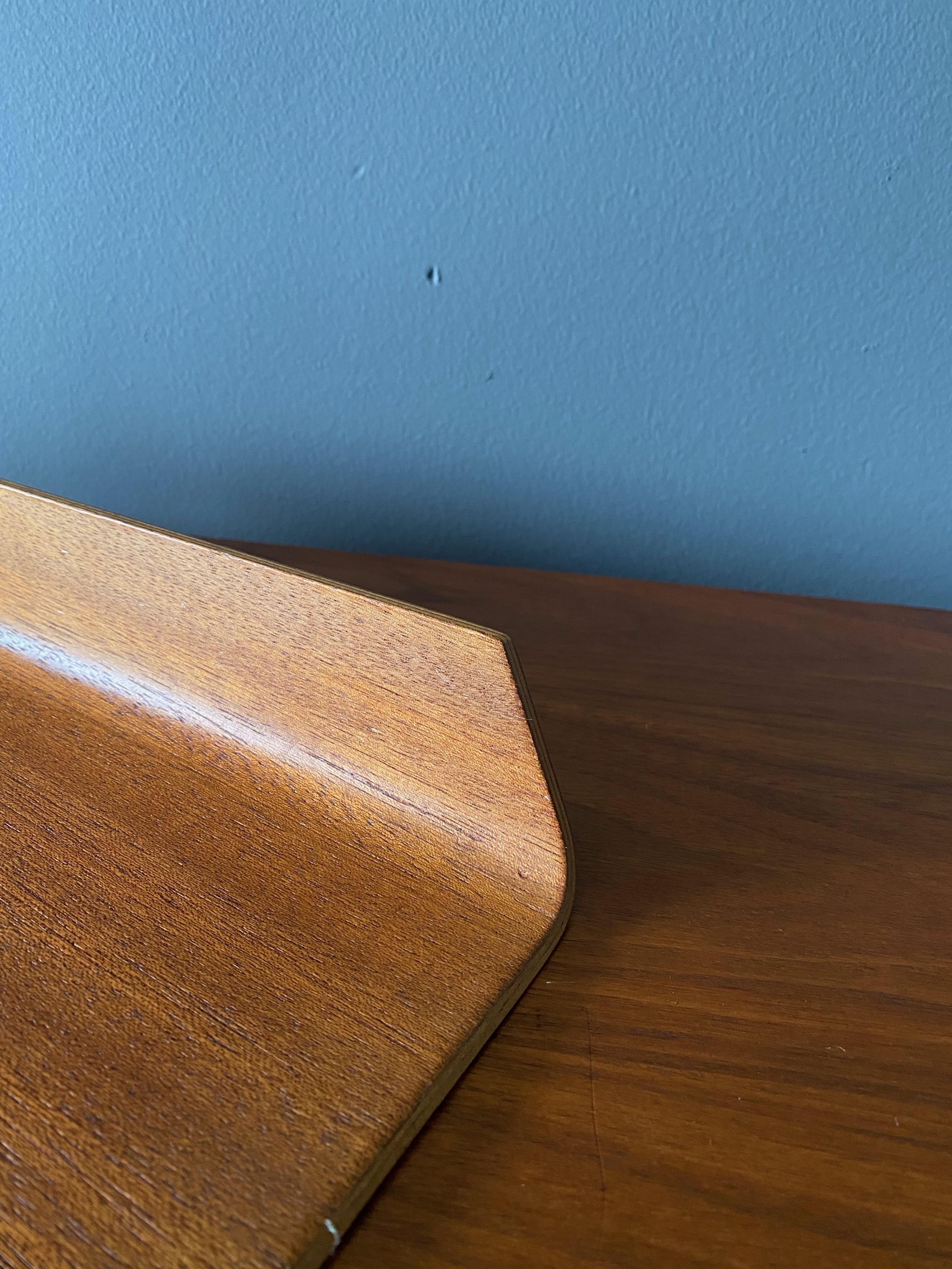 Molded Bent Plywood 