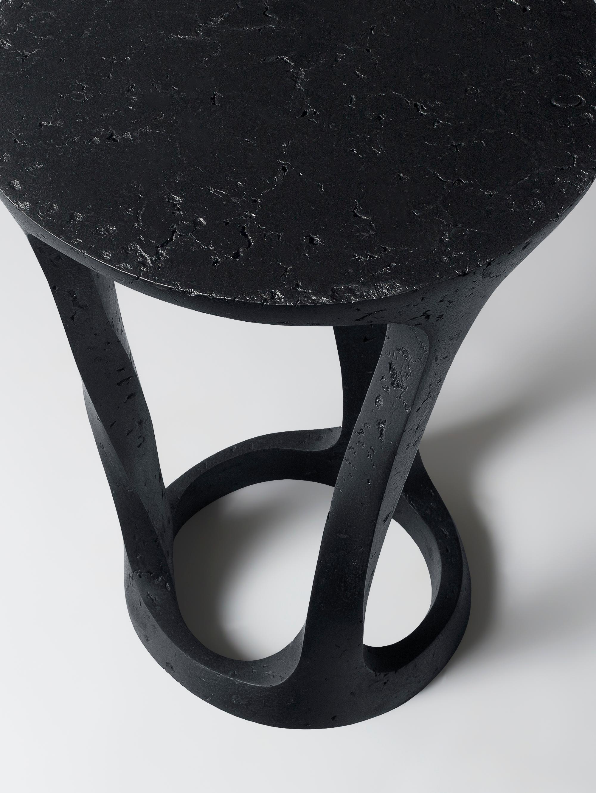 Bent Side Table by Donatas Zukauskas In New Condition For Sale In Geneve, CH