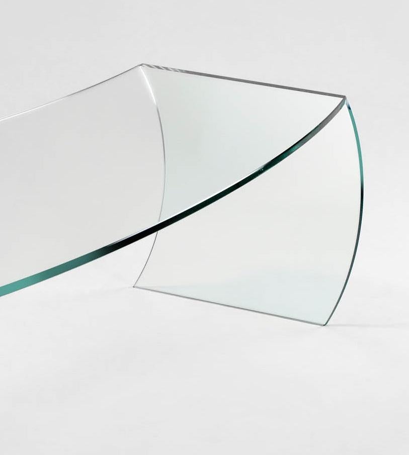 Post-Modern Bent Straight Coffee Table in Clear Crystal Glass by Barberini & Gunnell For Sale