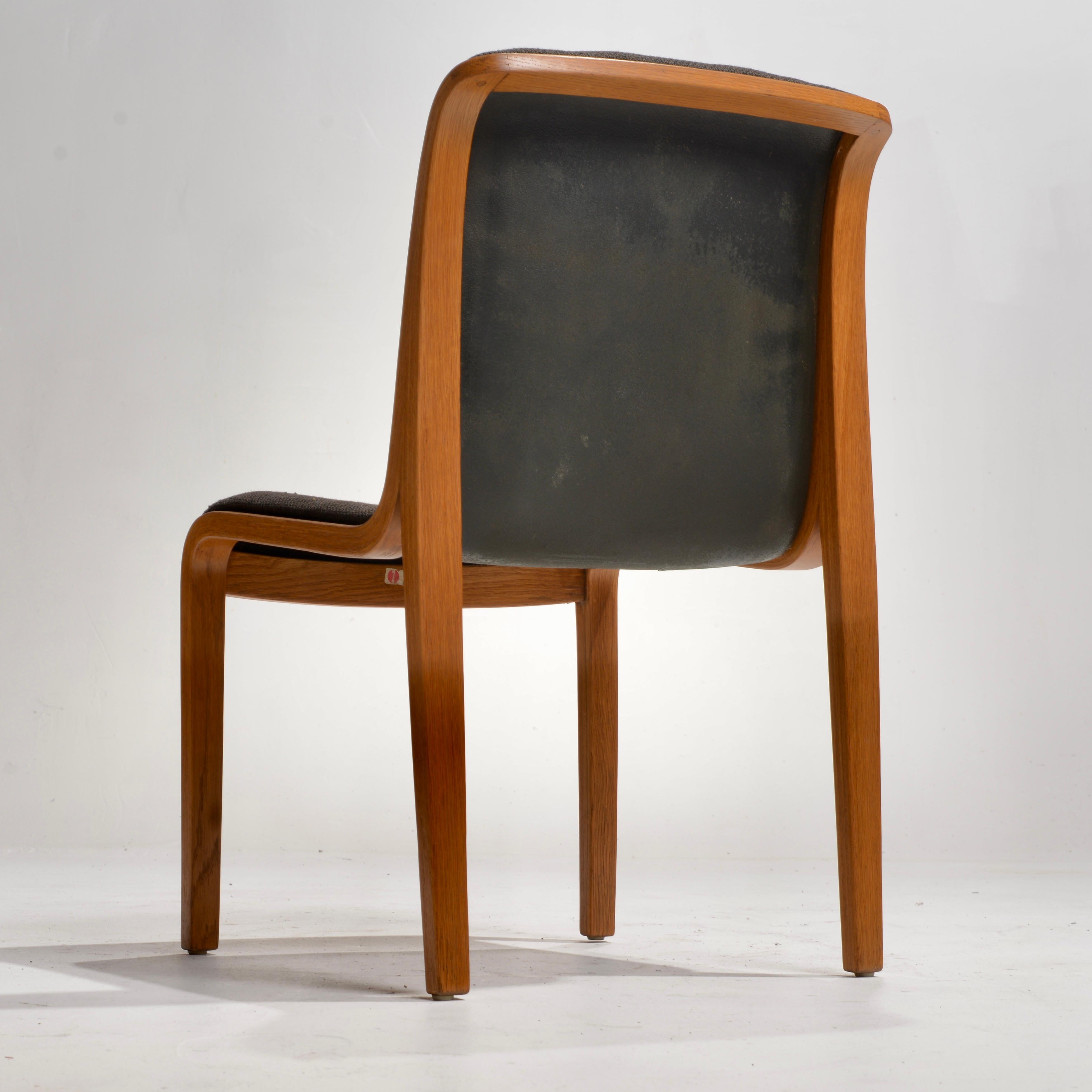 Gepolsterte Esszimmerstühle aus gebogenem Holz von Bill Stephens für Knoll (Stoff) im Angebot