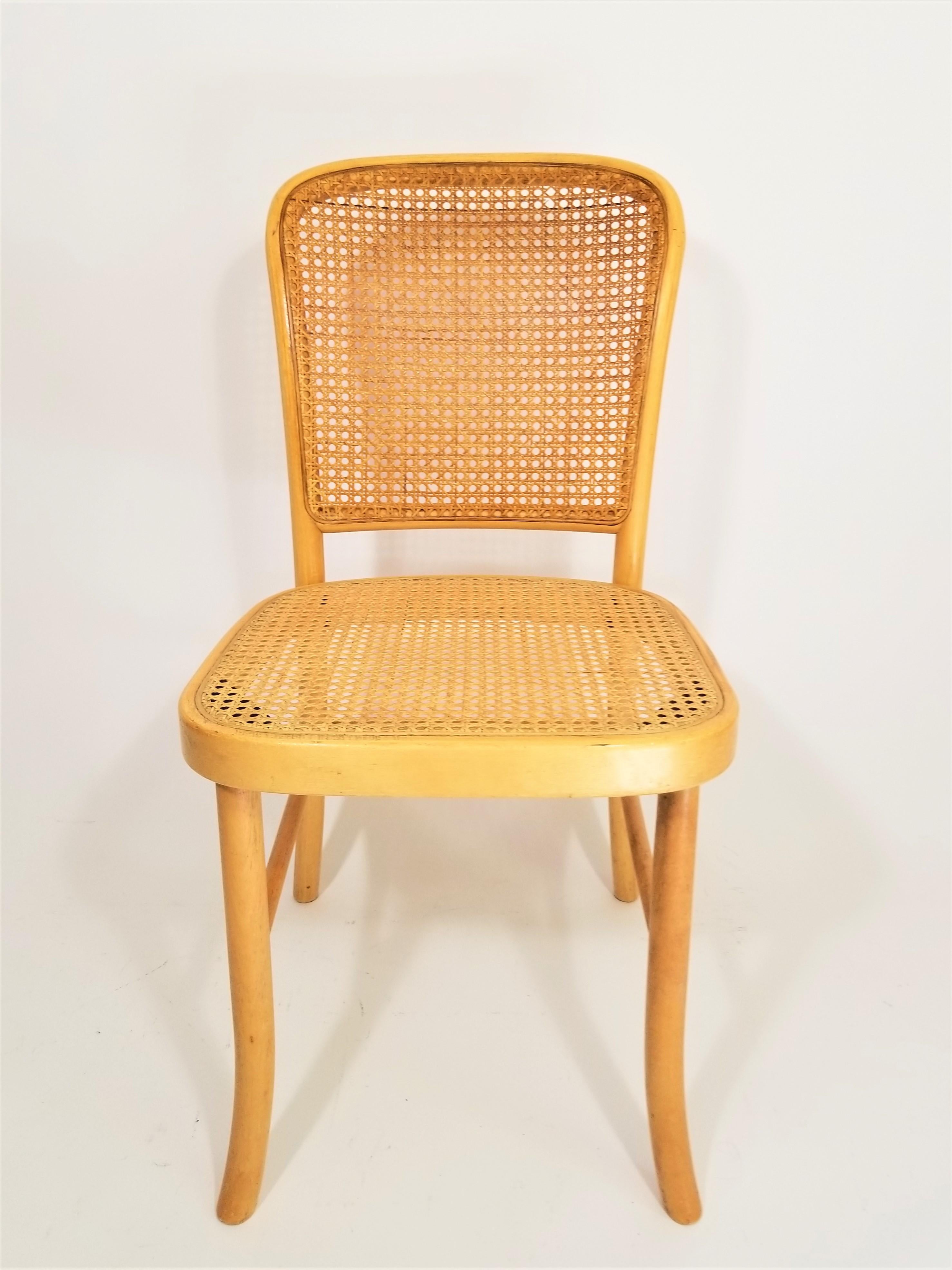 Vintage Stuhl aus Bugholz und Schilfrohr. 