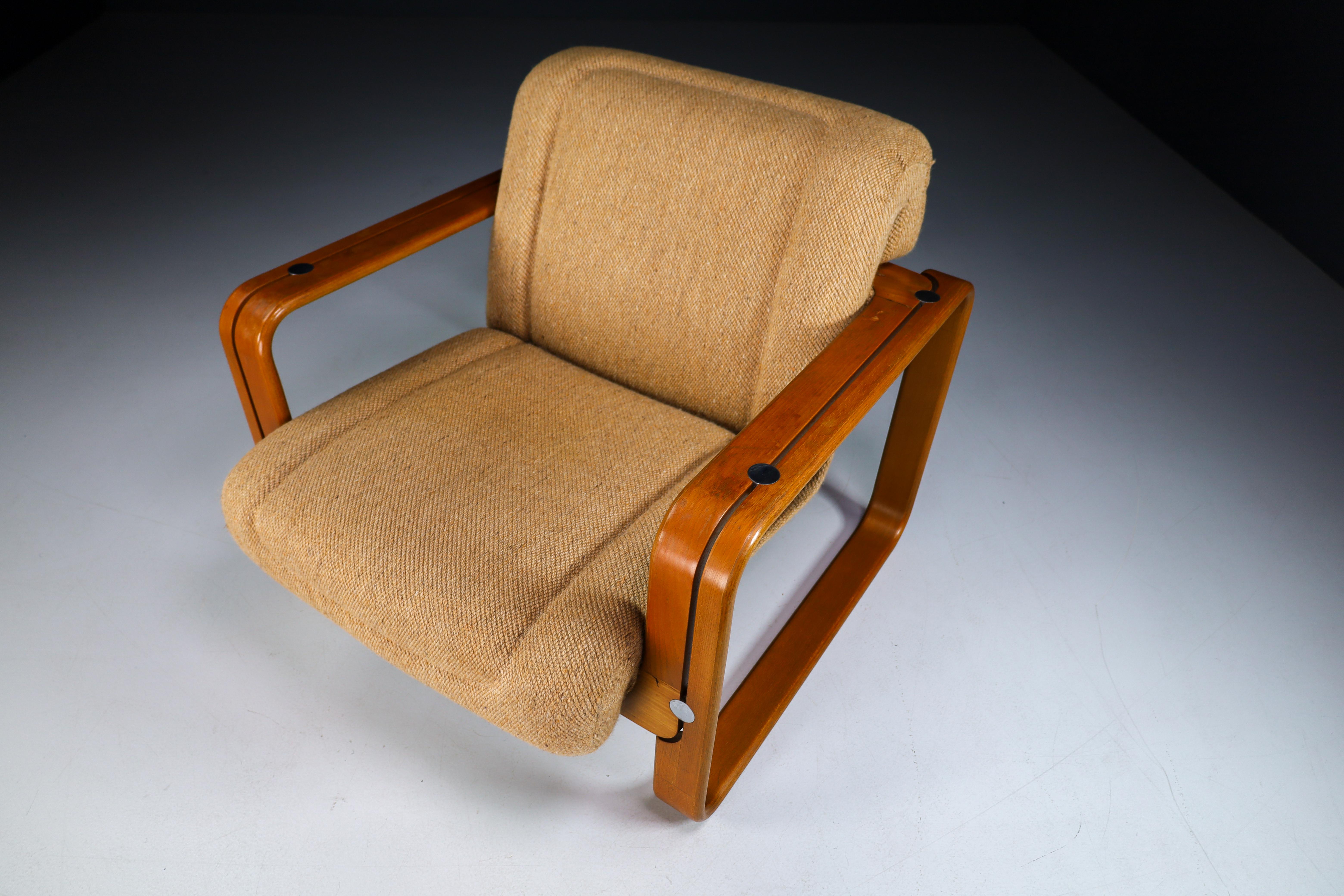 Bentwood Armchair in Original Jute Fabric by Jan Bočan, 1960s 3