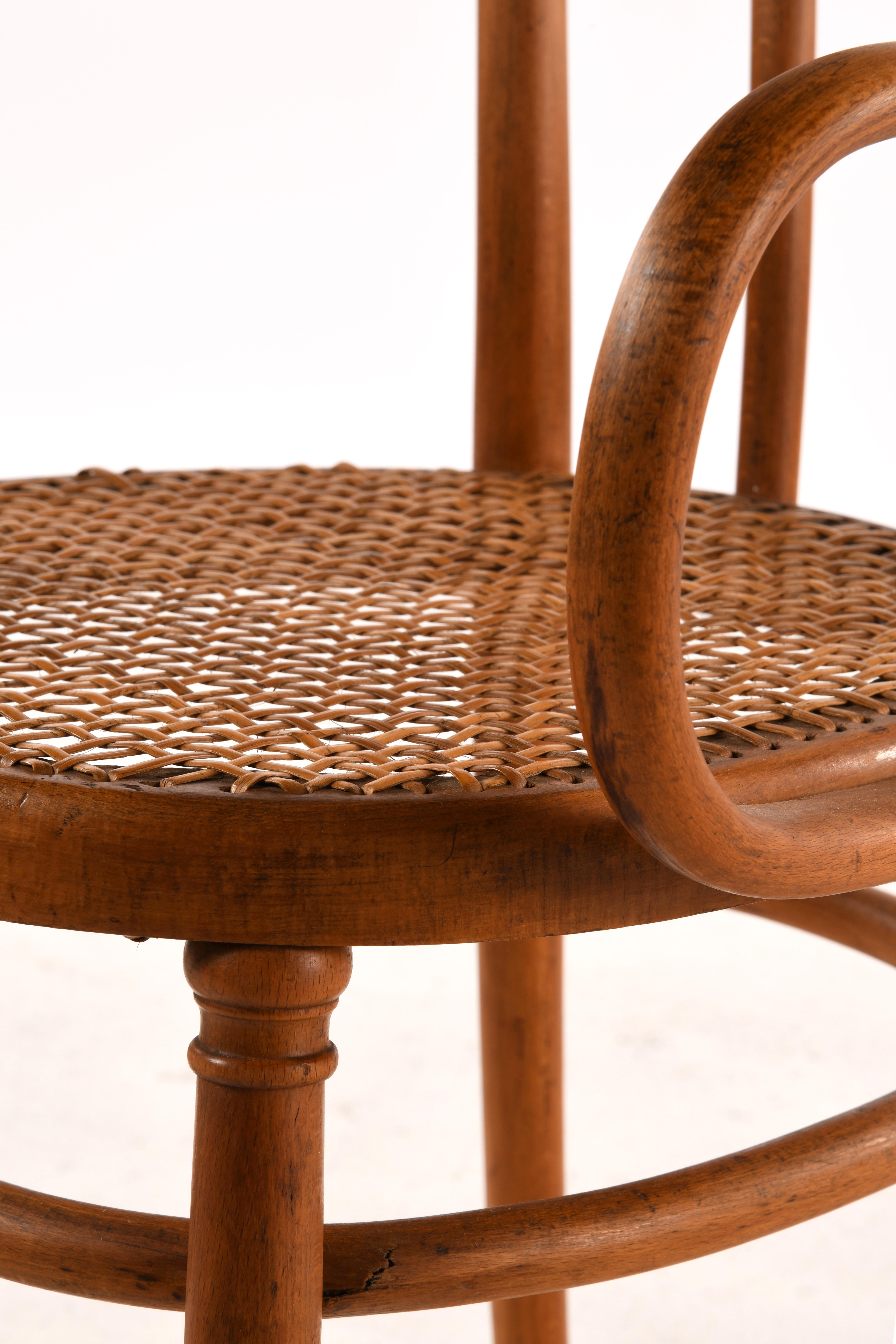 20th Century Bentwood armchair produced by the Fischel company between 1890 and 1910 For Sale