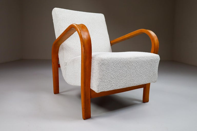 Bentwood Armchairs in Re-Upholstered in Boucle by Karel Koželka & Antonín Kropá For Sale 1