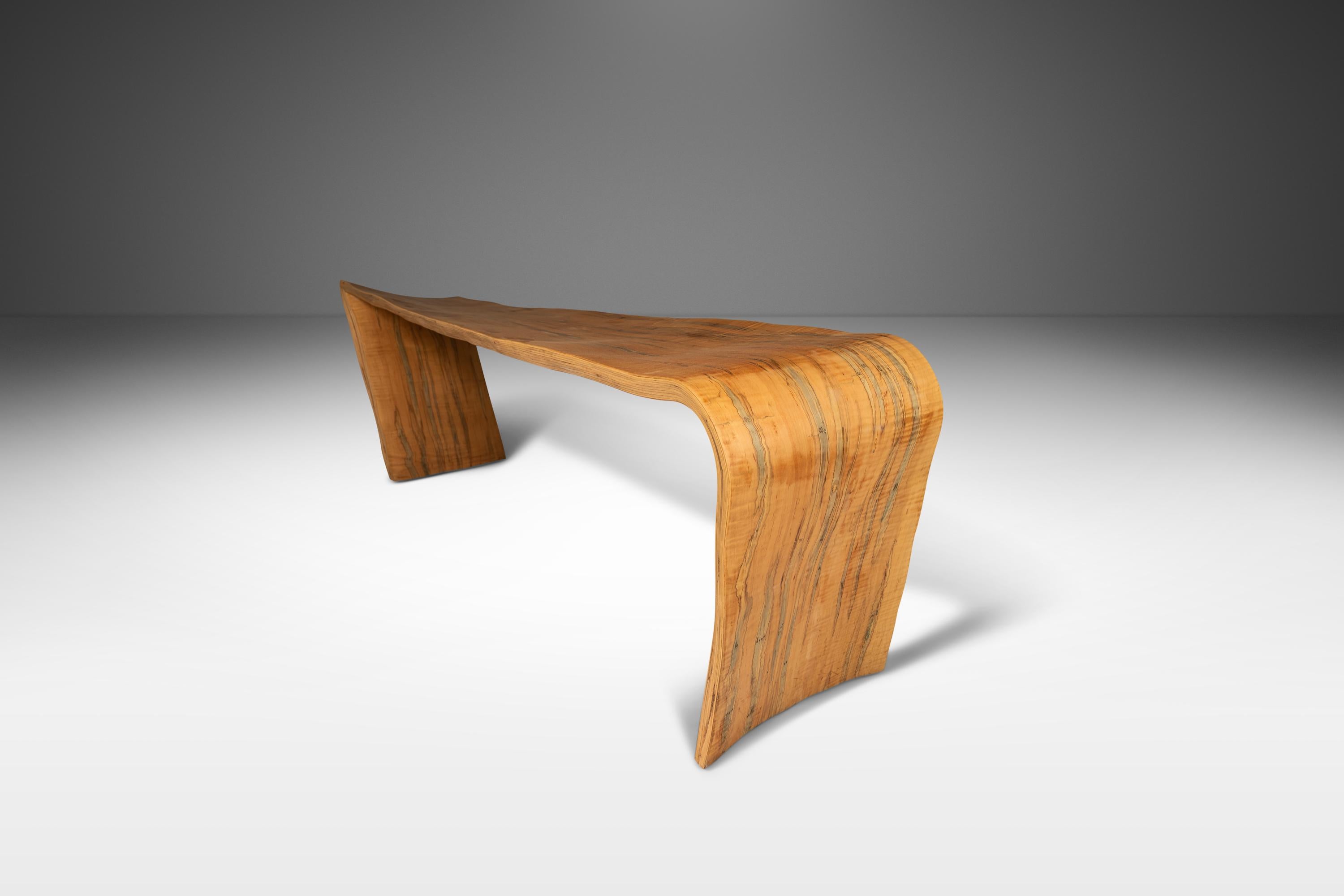 Mid-Century Modern Bentwood Asymmetrical Abstract Three Seater Bench in Ambrosia Maple, Usa, 1980s For Sale