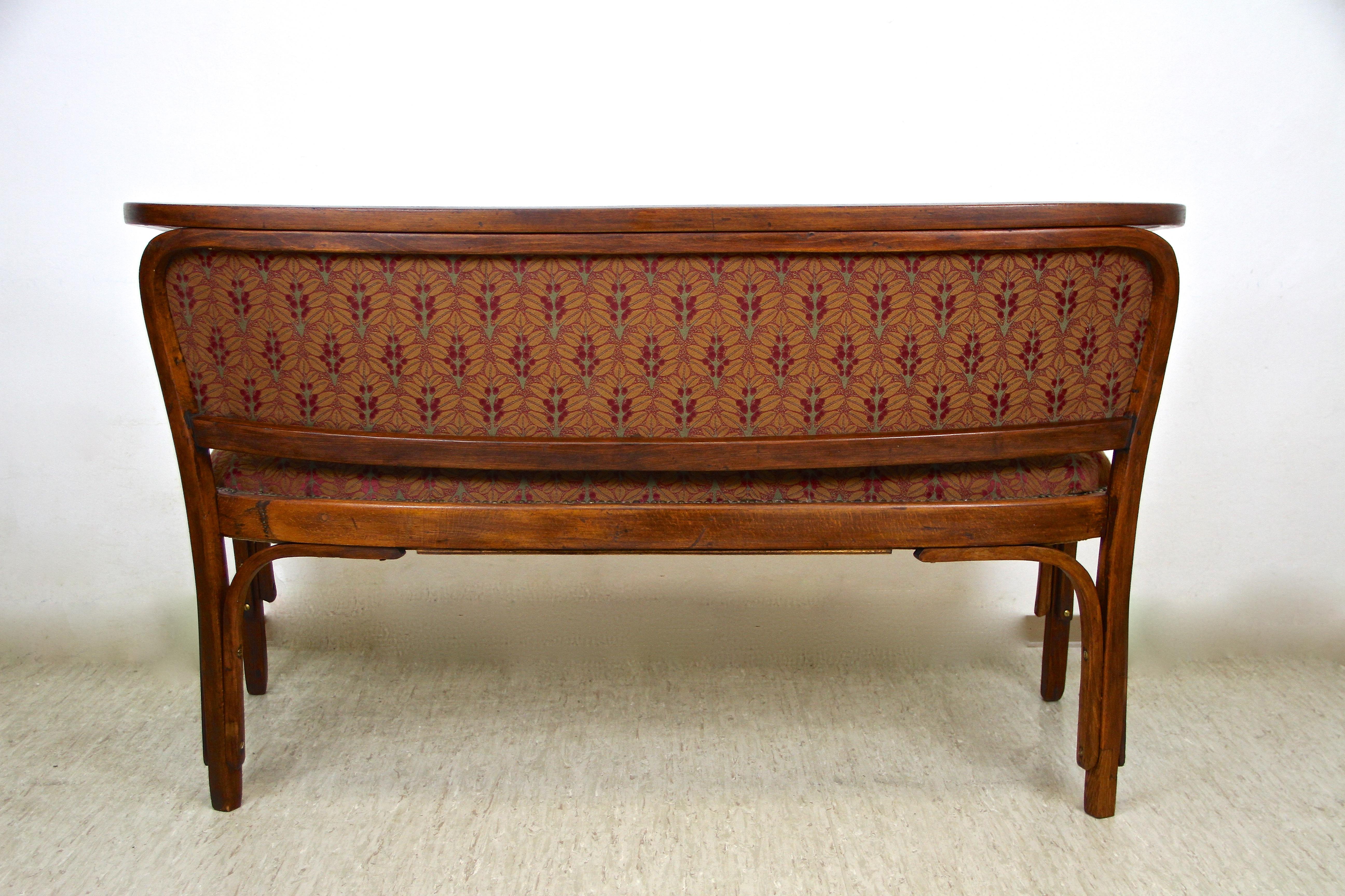 20th Century Bentwood Bench by J&J Kohn and Design Gustav Siegel, Austria, circa 1905