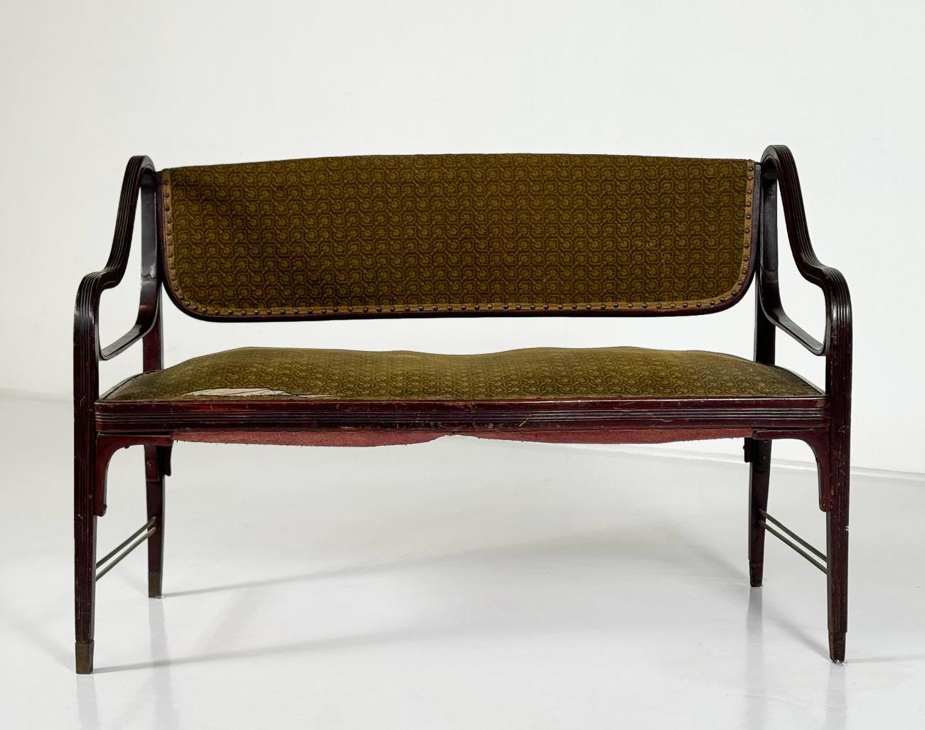 Bentwood Bench by Otto Wagner for J & J KOHN, 1900s In Fair Condition For Sale In Brussels, BE