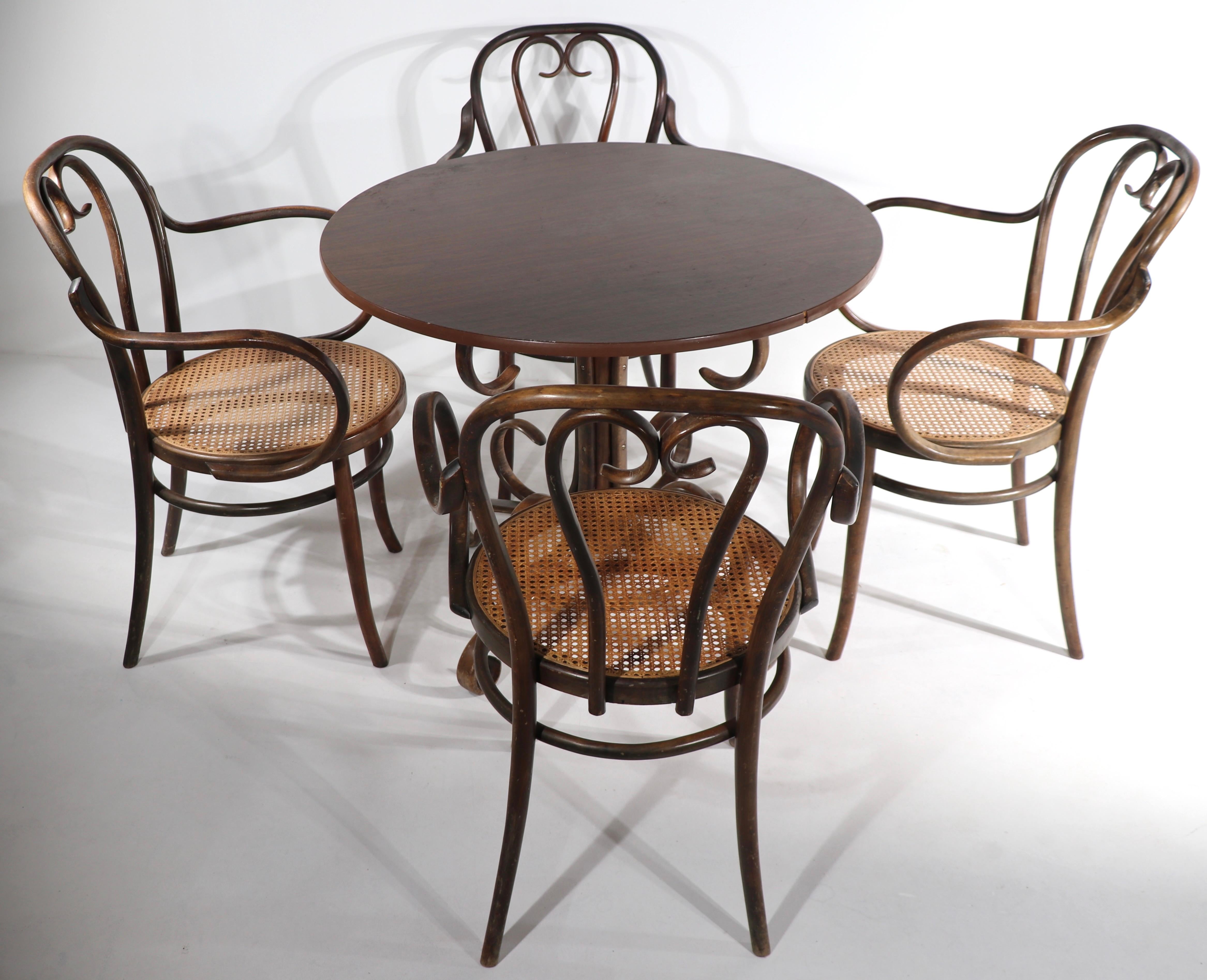 Bentwood Cafe Dining Table Att. to Thonet Made in Italy circa 1970’s 3