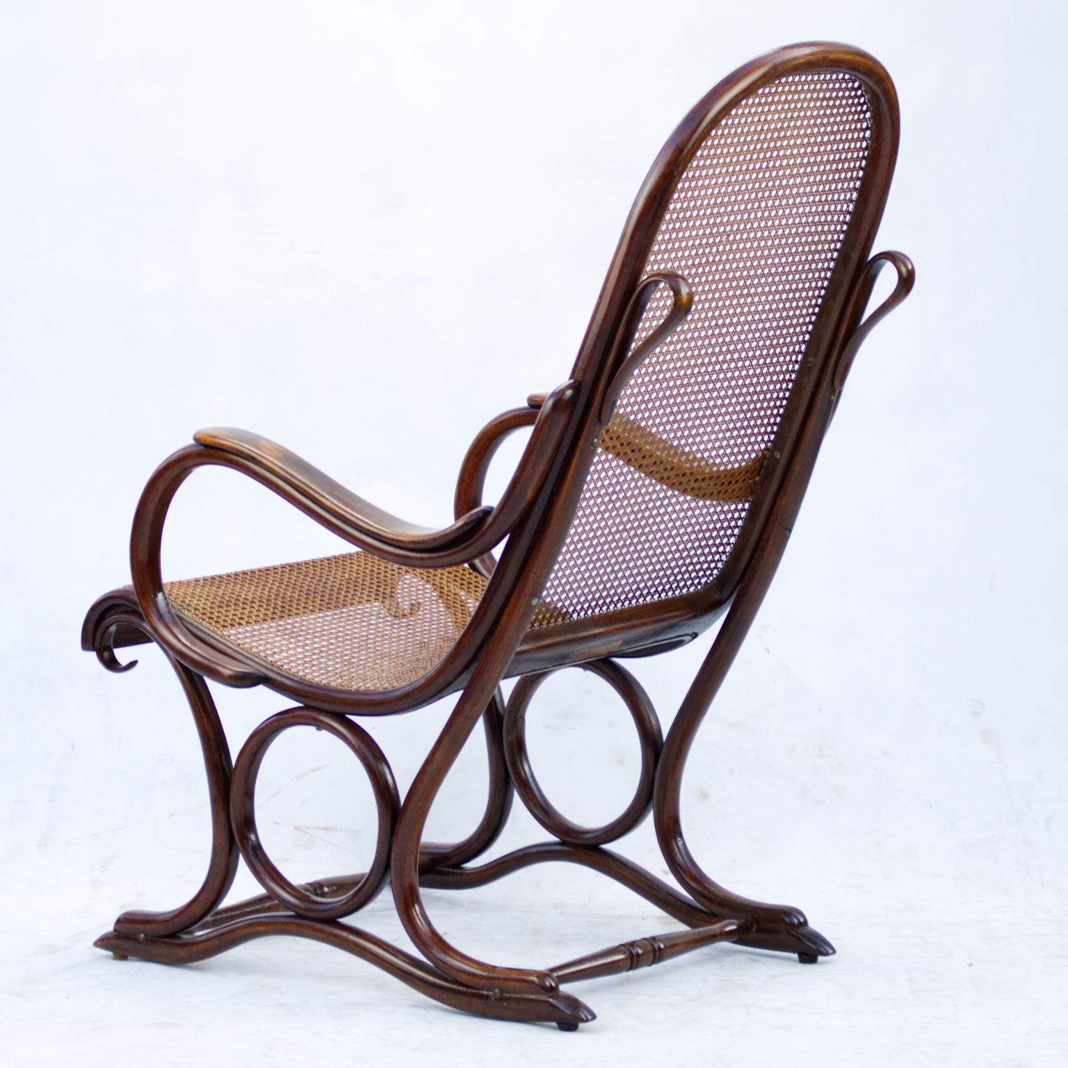 Art Nouveau Bentwood Cane Salonfauteuil Easy Chair Thonet No. 1, circa 1890 For Sale