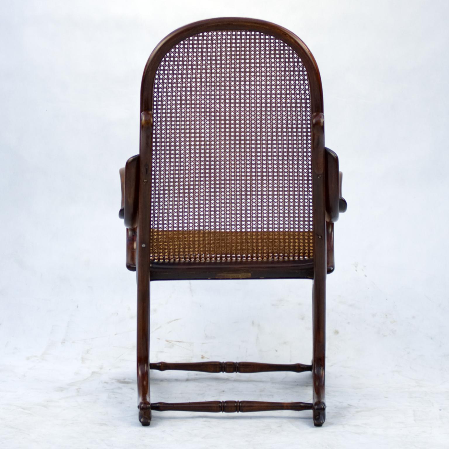 19th Century Bentwood Cane Salonfauteuil Easy Chair Thonet No. 1, circa 1890 For Sale