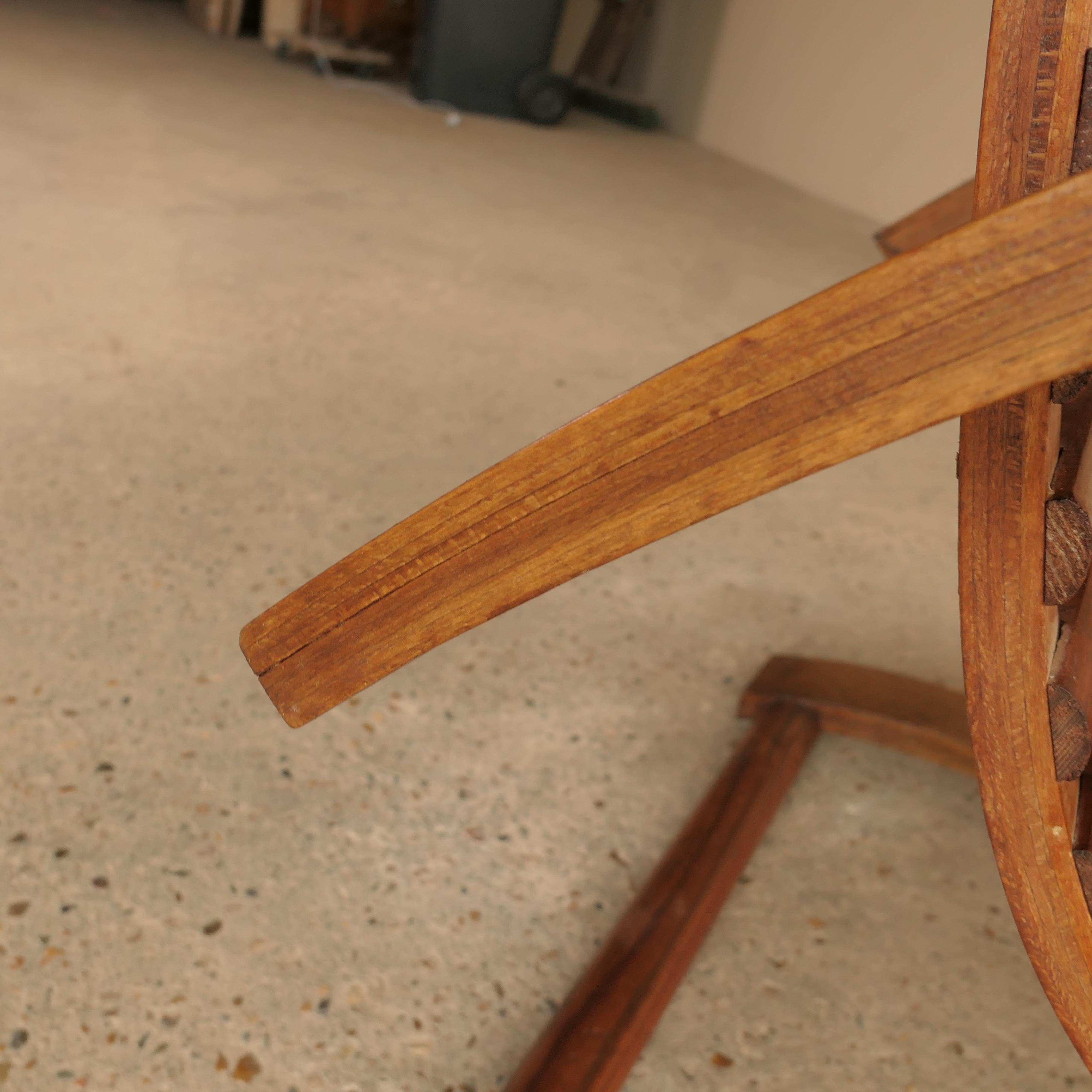 Bentwood Cantilever Bentwood Lounger en vente 1